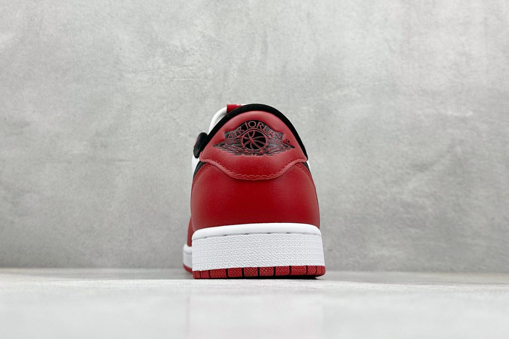 新F版Air Jordan 1 Low 芝加哥 低帮板鞋 705329-600