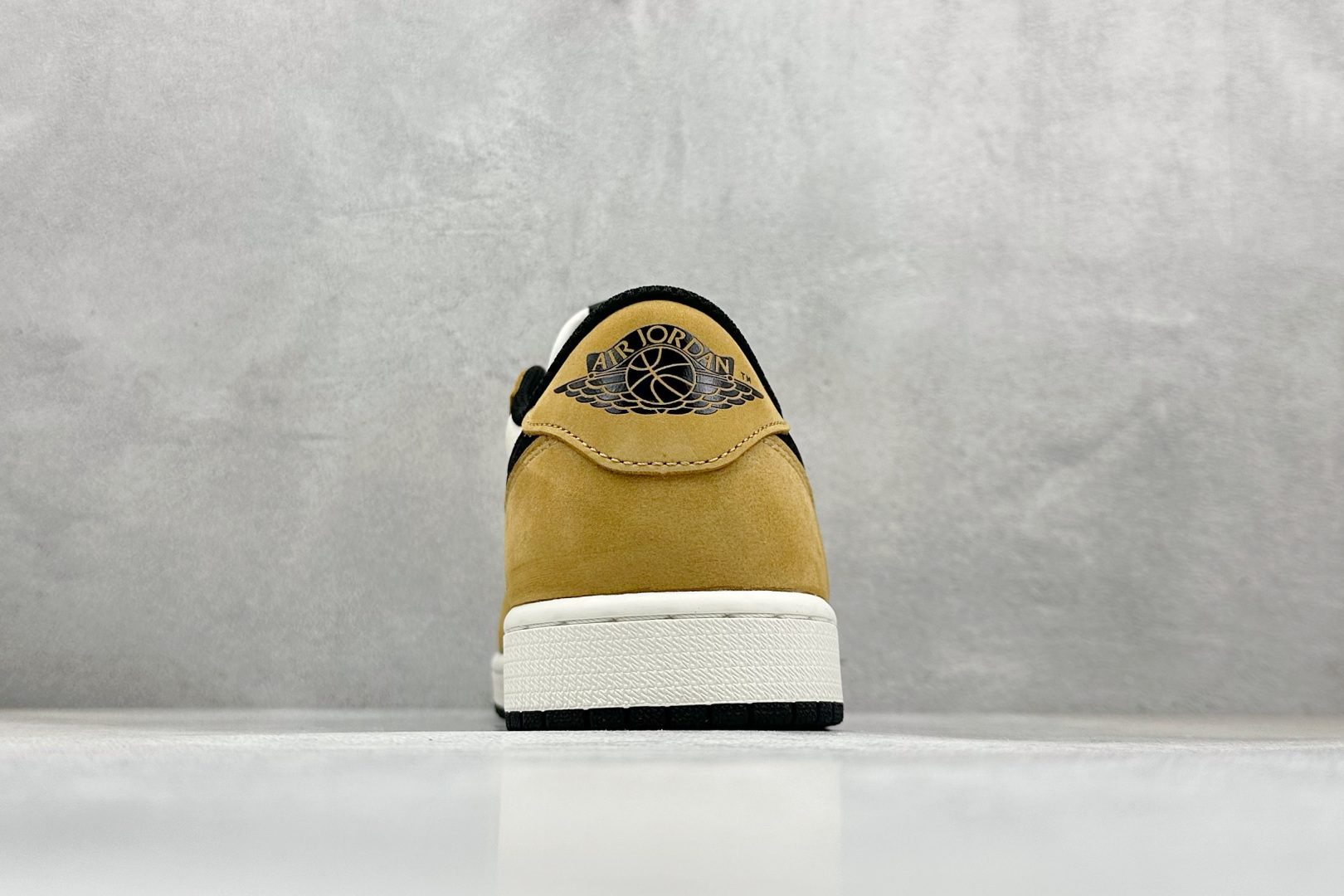 260 新F版Air Jordan 1 Low 新秀 低帮板鞋 CZ0790-107
