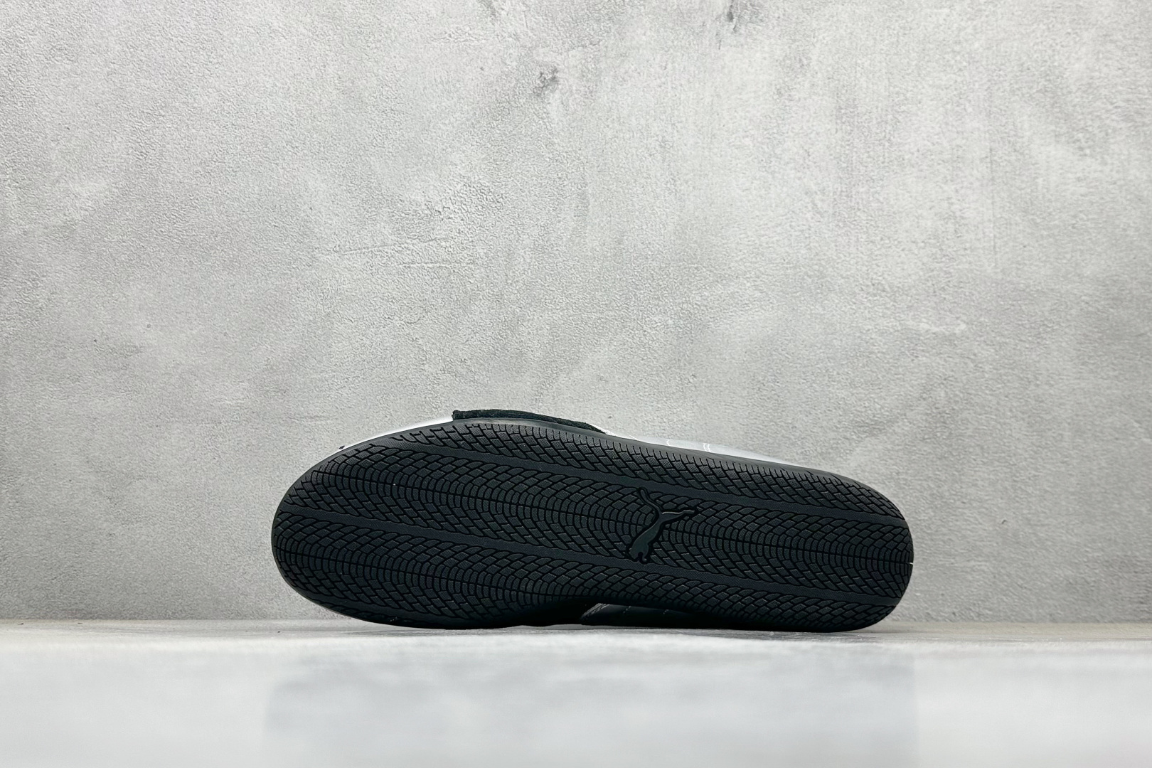 210 S2版Ferrari x Puma Speedcet 联名彪马低帮复古运动休闲赛车跑鞋 403689-01