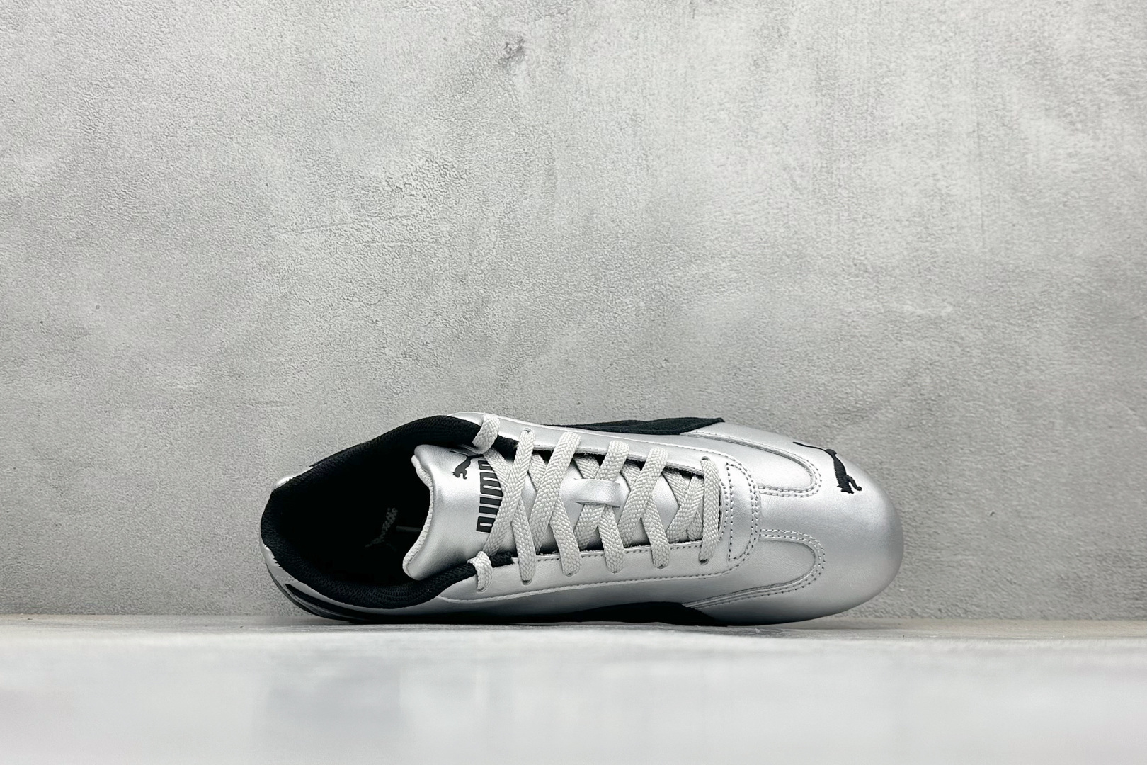 210 S2版Ferrari x Puma Speedcet 联名彪马低帮复古运动休闲赛车跑鞋 403689-01