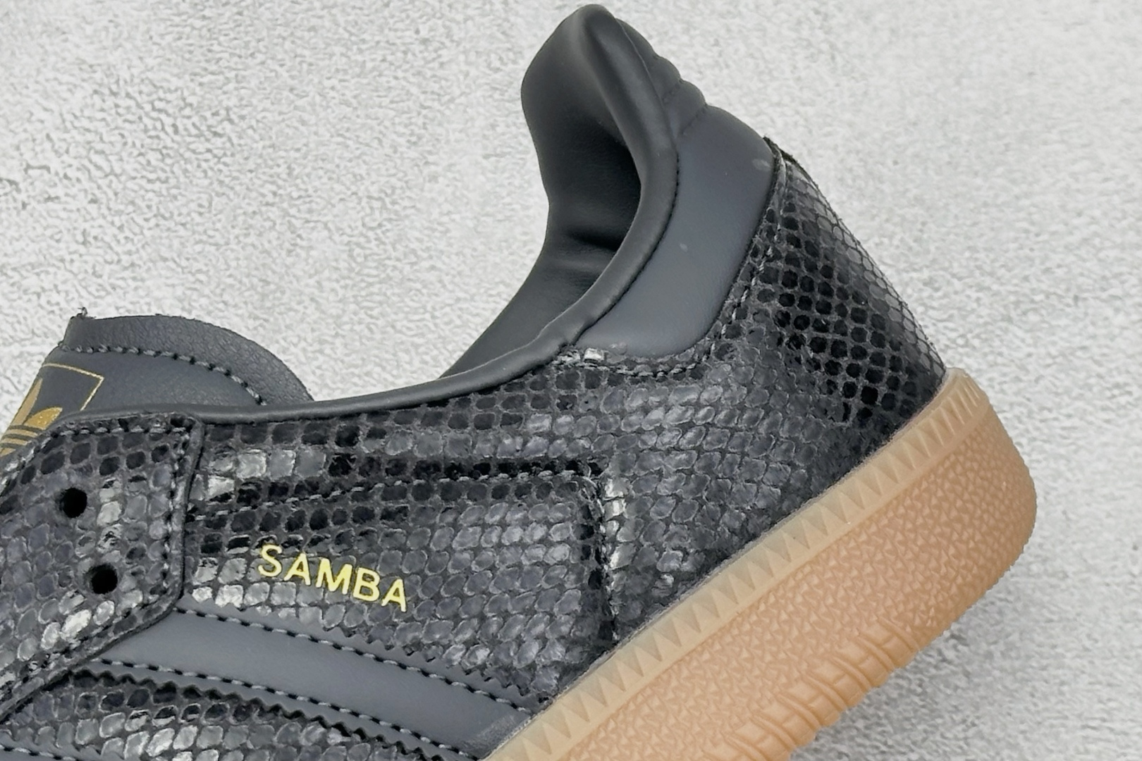 130 Adidas Originals Samba 阿迪达斯三叶草 桑巴舞系列绅士德训足球风百搭低帮休闲运动板鞋 JQ3532