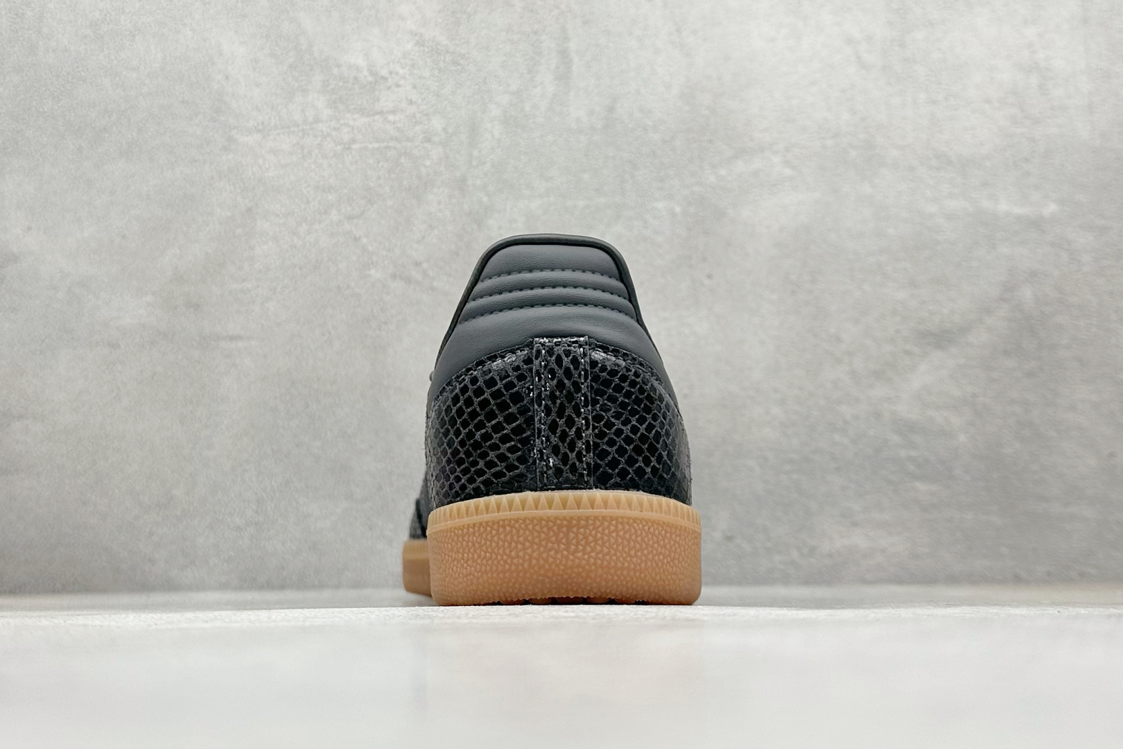 130 Adidas Originals Samba 阿迪达斯三叶草 桑巴舞系列绅士德训足球风百搭低帮休闲运动板鞋 JQ3532