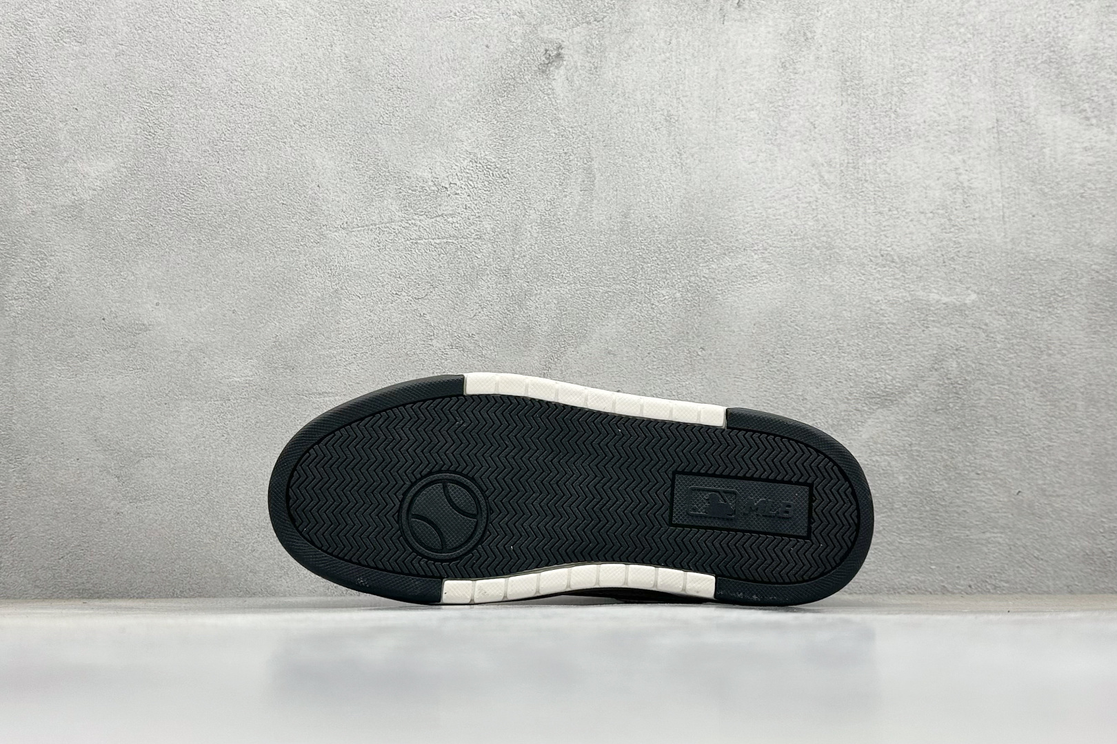 300 MLB NY 印花网红学长鞋 定制涂鸦恶作剧 内增高6cm 3ASXCA12N