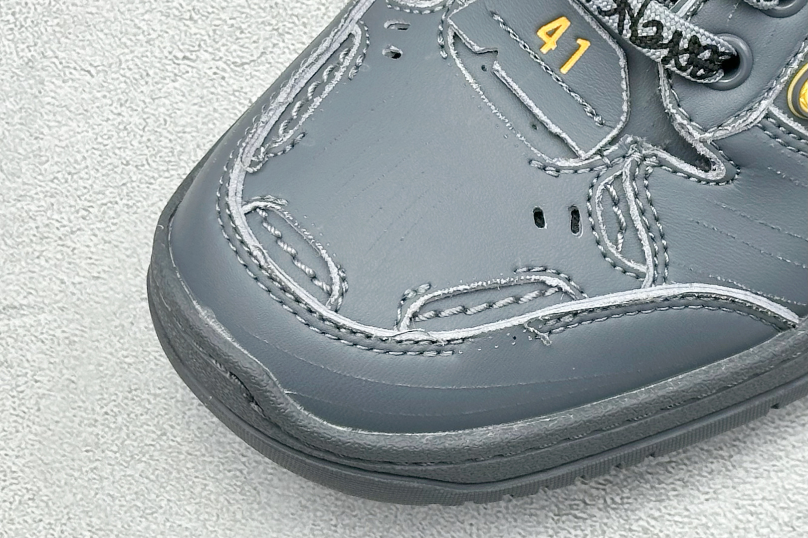 I8版Balenciaga Hamptons Worn-Out 巴黎世家十八18代 涤纶（聚酯纤维）牛皮革 圆头系带 低帮 生活休闲鞋板鞋 841765-WCURB-1180