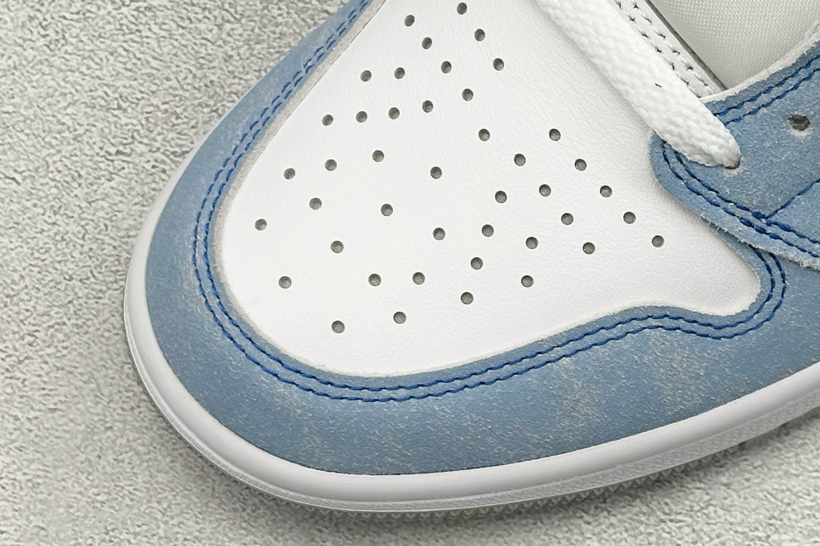 260 新F版AIR Jordan 1 RETRO HIGH 高帮 水洗蓝 555088-402