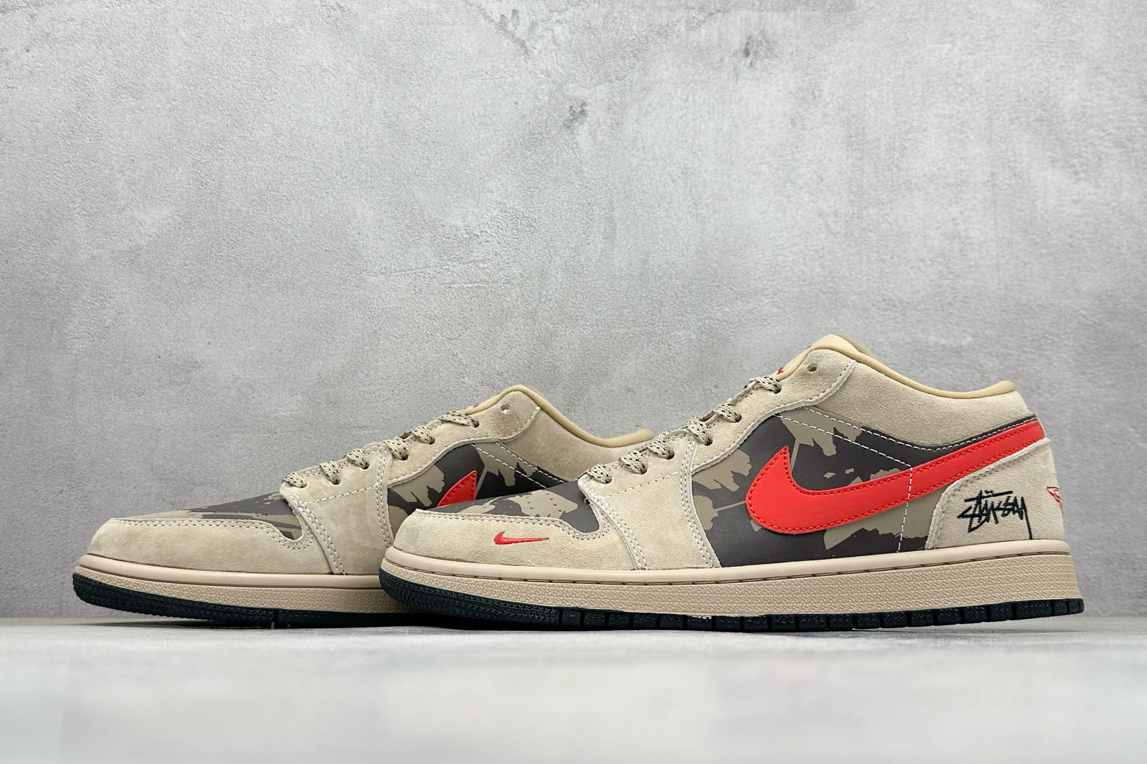 280 XC版Air Jordan 1 Retro Low x Stussy 斯图西联名低帮板鞋 LR8888-012-Chinese UA Cheap High Quatity Brand Clothes Bags handbags Sneakers wholesale wholesaler seller from China Factory suppliers Fashion Clothing Shoes best Quality Beautiful Price 280 XC版Air Jordan 1 Retro Low x Stussy 斯图西联名低帮板鞋 LR8888-012