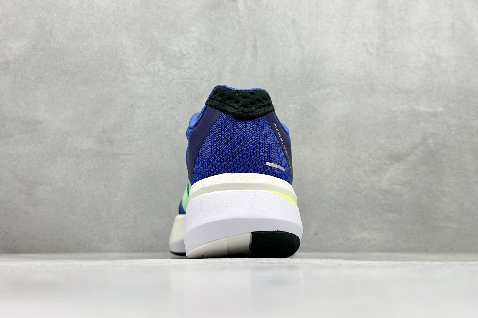 180 AD Adizero Boston 13 透气网布竞速跑鞋 JS4944