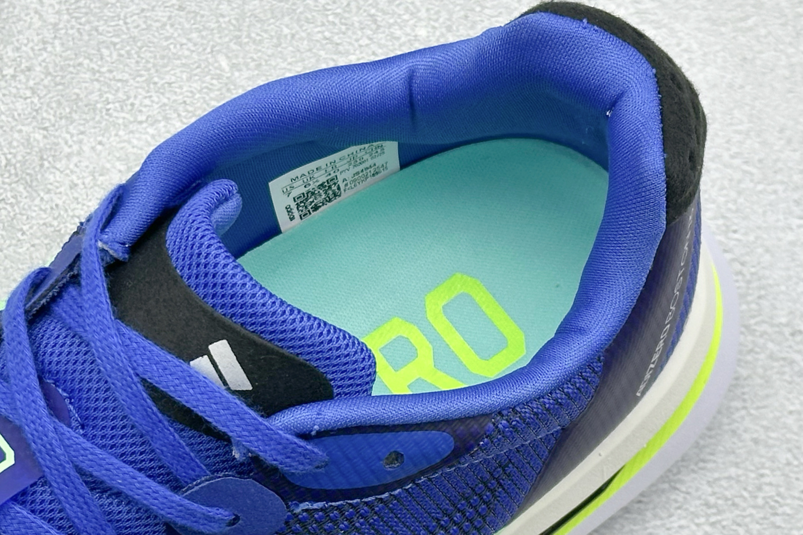 180 AD Adizero Boston 13 透气网布竞速跑鞋 JS4944