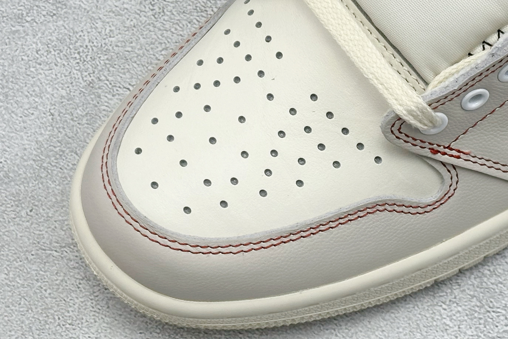 🌹 终端放店新F版AIR Jordan 1 RETRO HIGH OG 高帮 兔八哥原装纸板原楦开发 极