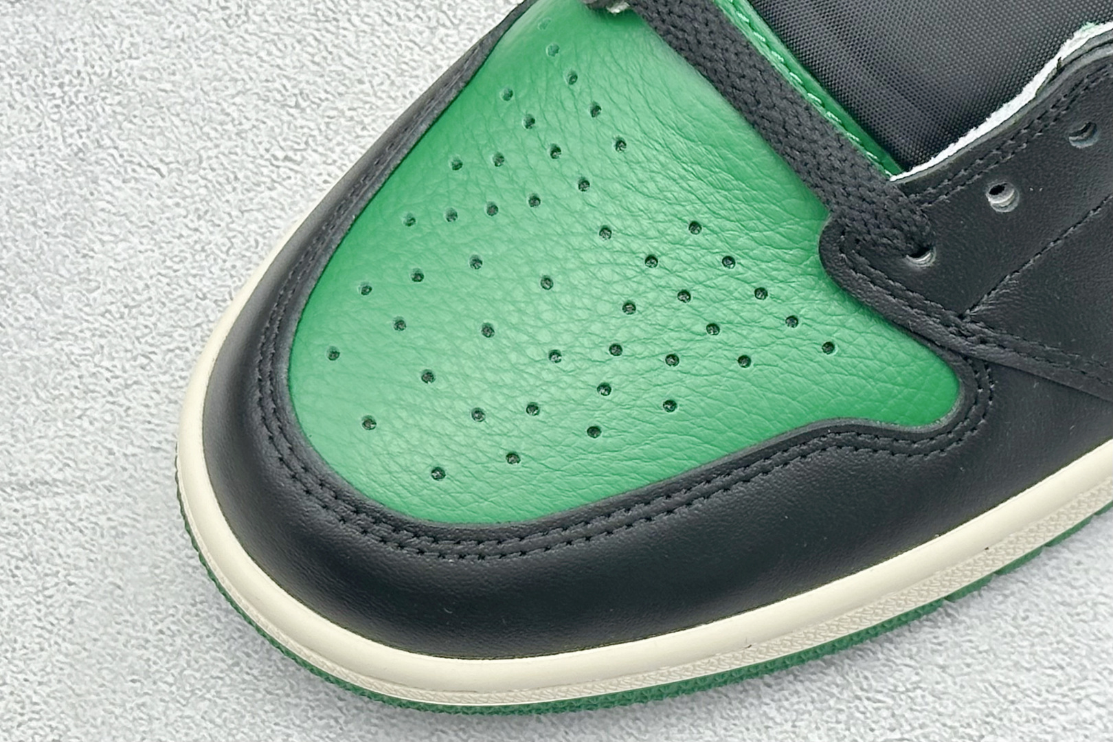 🌹 终端放店新F版AIR Jordan 1 RETRO HIGH OG 高帮 绿脚趾原装纸板原楦开发 极