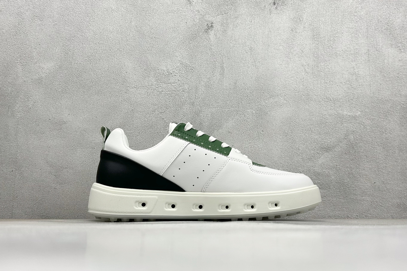 300 ECCO爱步老爹鞋男士夏季新款 全头层百搭潮流户外运动鞋 健步BIOM系列新款 117346