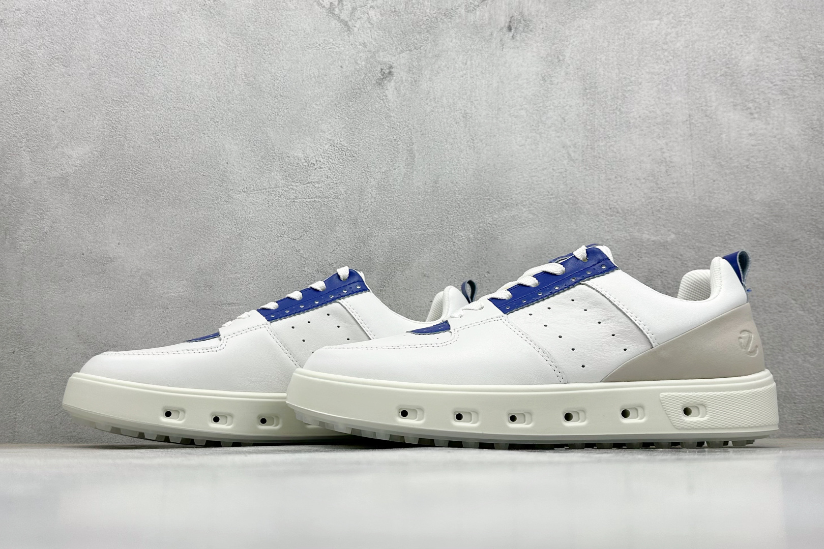 300 ECCO爱步老爹鞋男士夏季新款 全头层百搭潮流户外运动鞋 1173461287