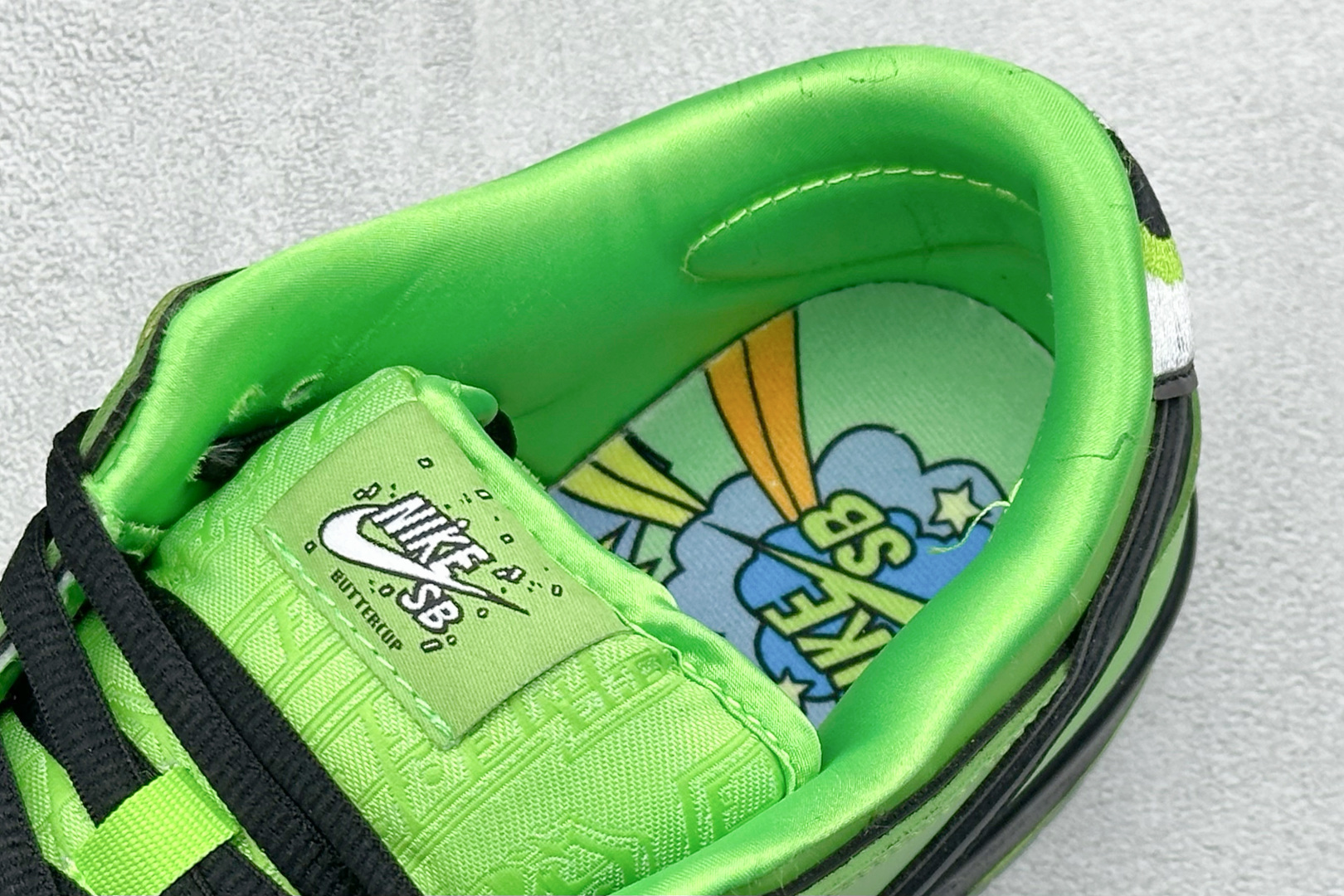 220 史诗级Nike SB Dunk Low x The Powerpuff Girls 天小女警联名 绿色毛毛 FZ8319-300
