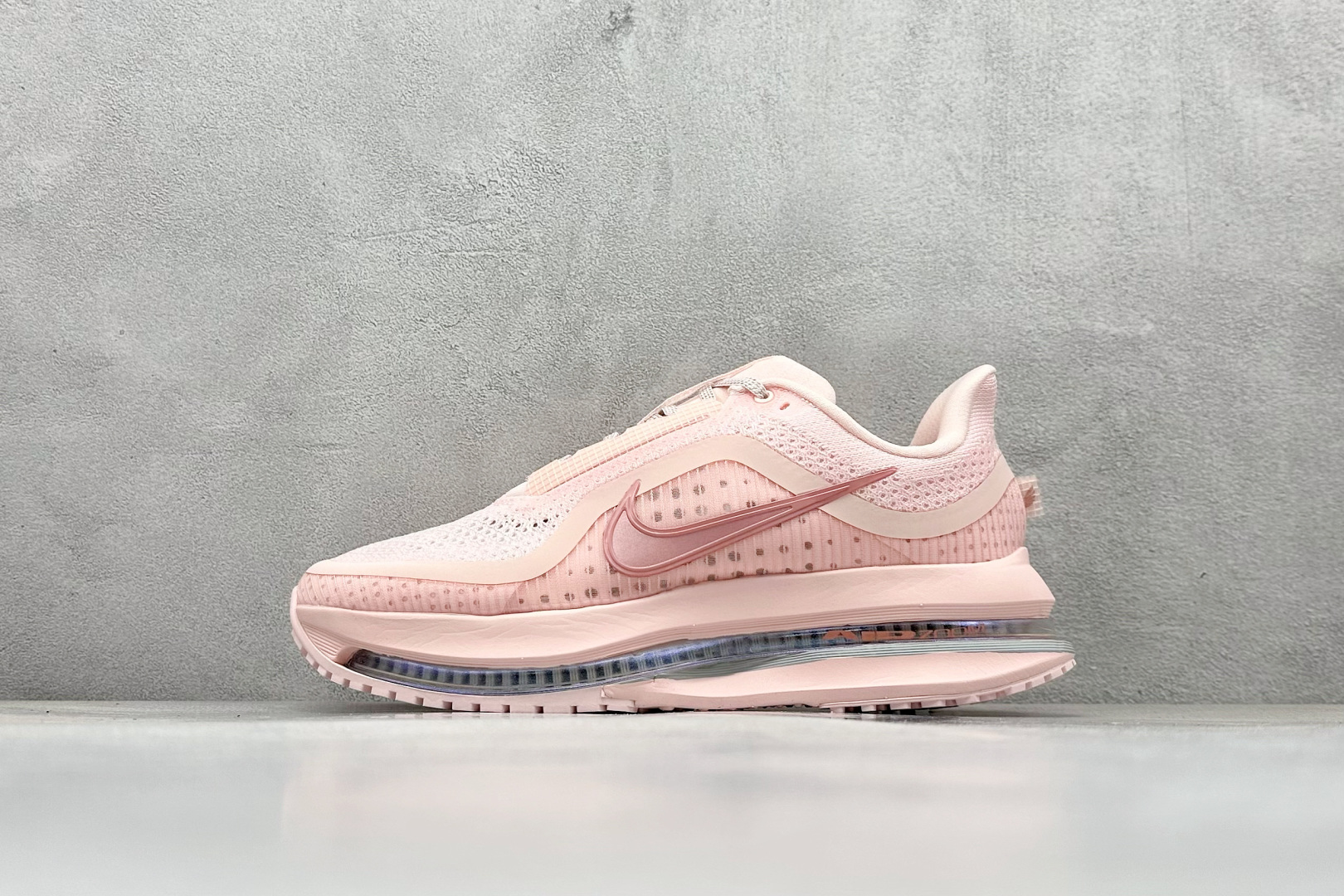 最新配色集合
YH版NK Air Zoom Pegasus Premium 耐克网面全掌气垫缓震跑鞋