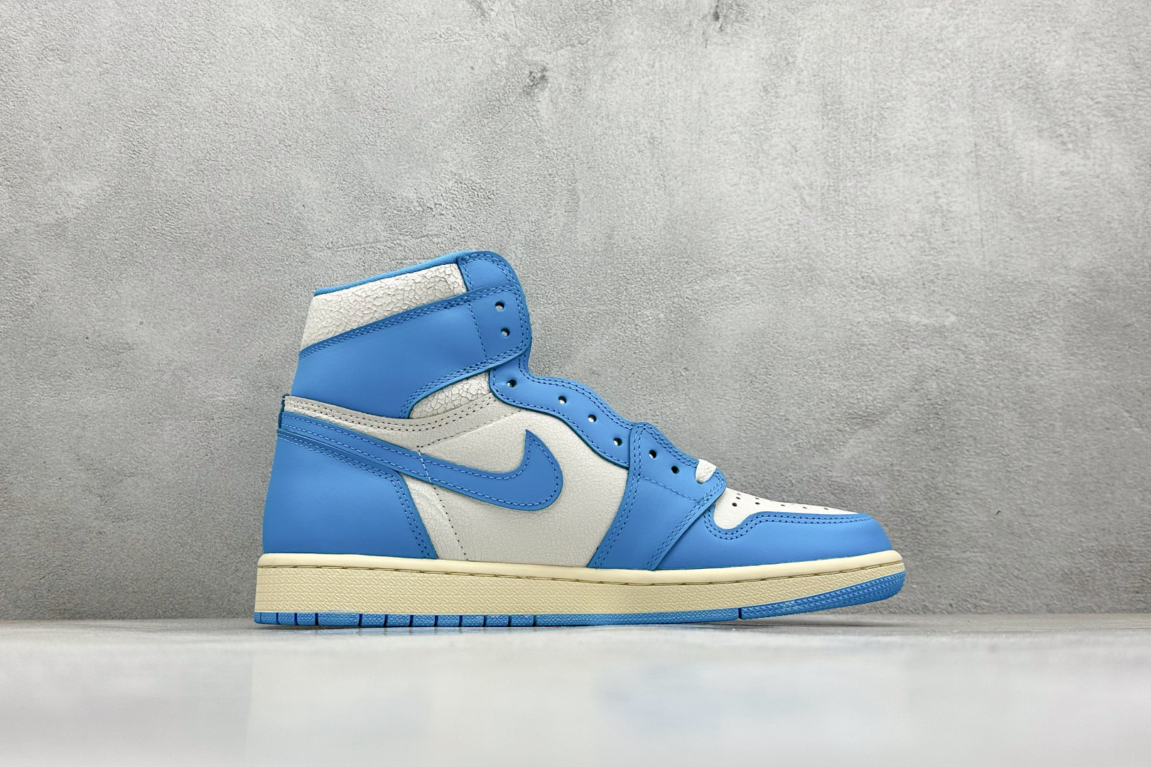 260 新F版AIR Jordan 1 RETRO HIGH 高帮 裂纹白蓝 DZ5485-402