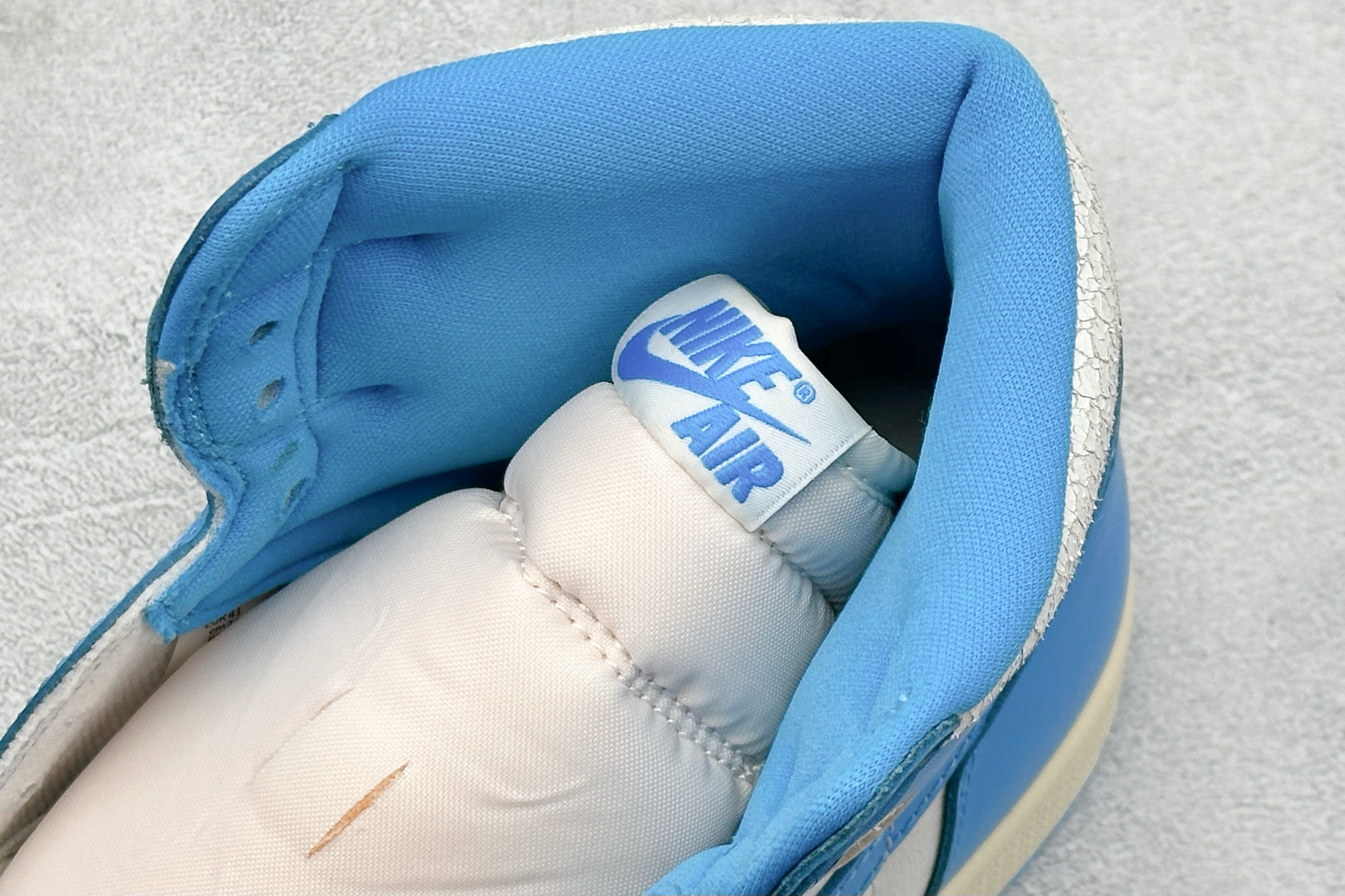 260 新F版AIR Jordan 1 RETRO HIGH 高帮 裂纹白蓝 DZ5485-402