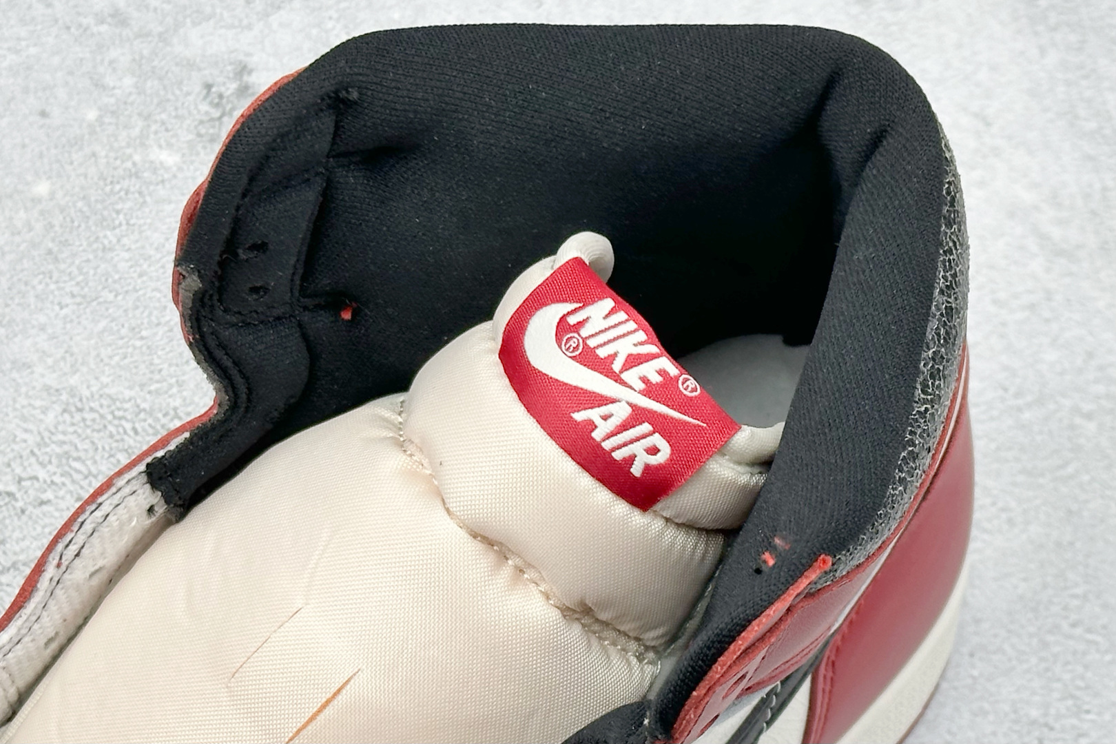 260 新F版AIR Jordan 1 RETRO HIGH 高帮 芝加哥做旧 DZ5485-612