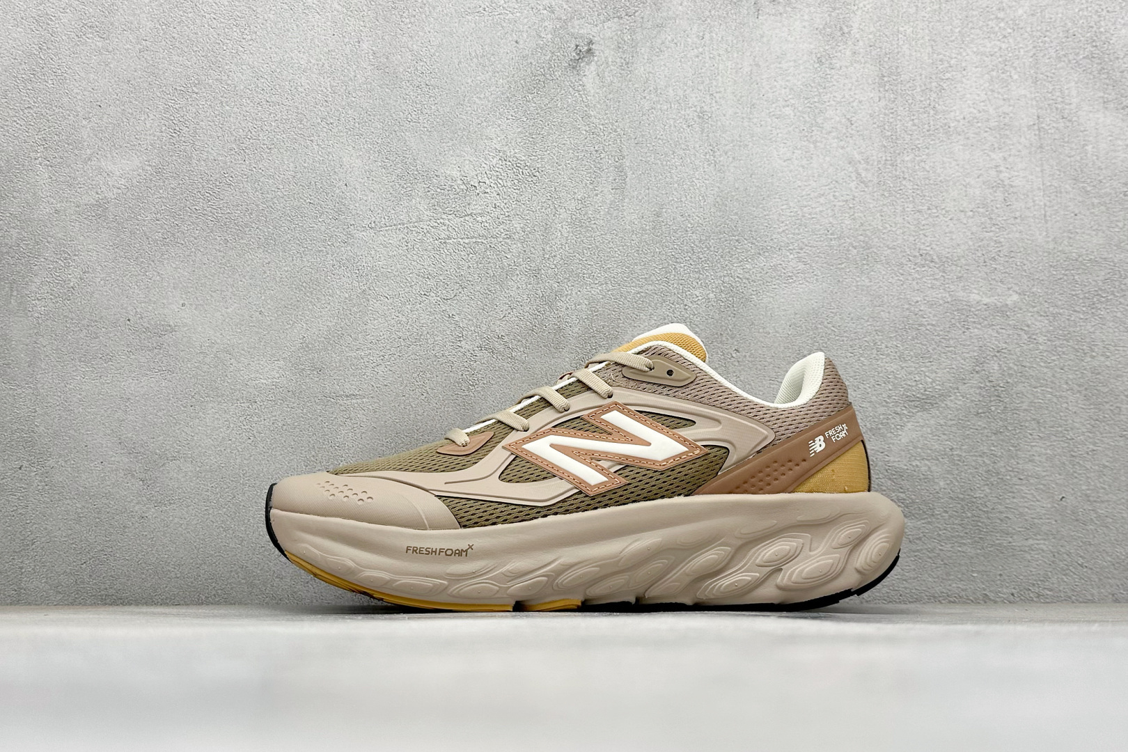 210 New Balance NB Fresh Foam Evoz舒适耐磨低帮跑步鞋 UTRNAC