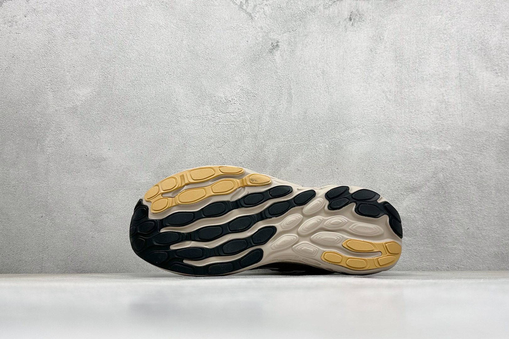 210 New Balance NB Fresh Foam Evoz舒适耐磨低帮跑步鞋 UTRNAC