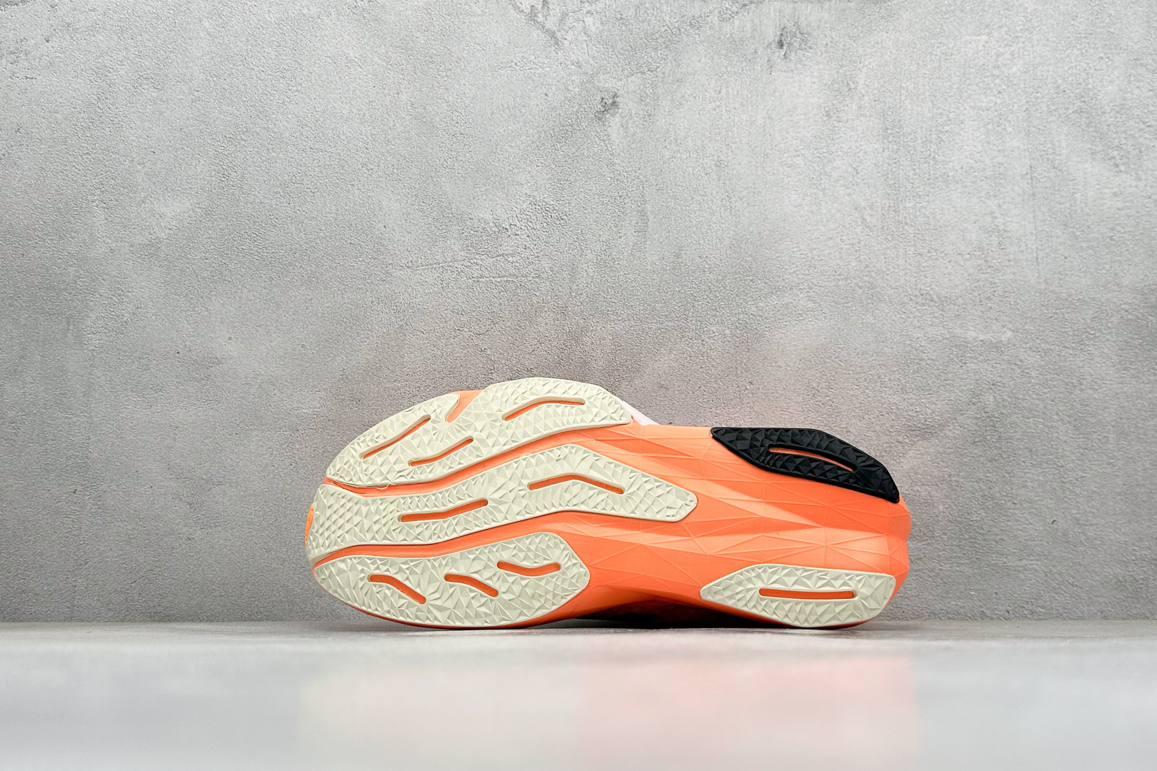 180 New Balance FuelCell SuperComp Trainer V4 新百伦NB系列超轻量化低帮休闲运动慢跑鞋 MFCXCO4