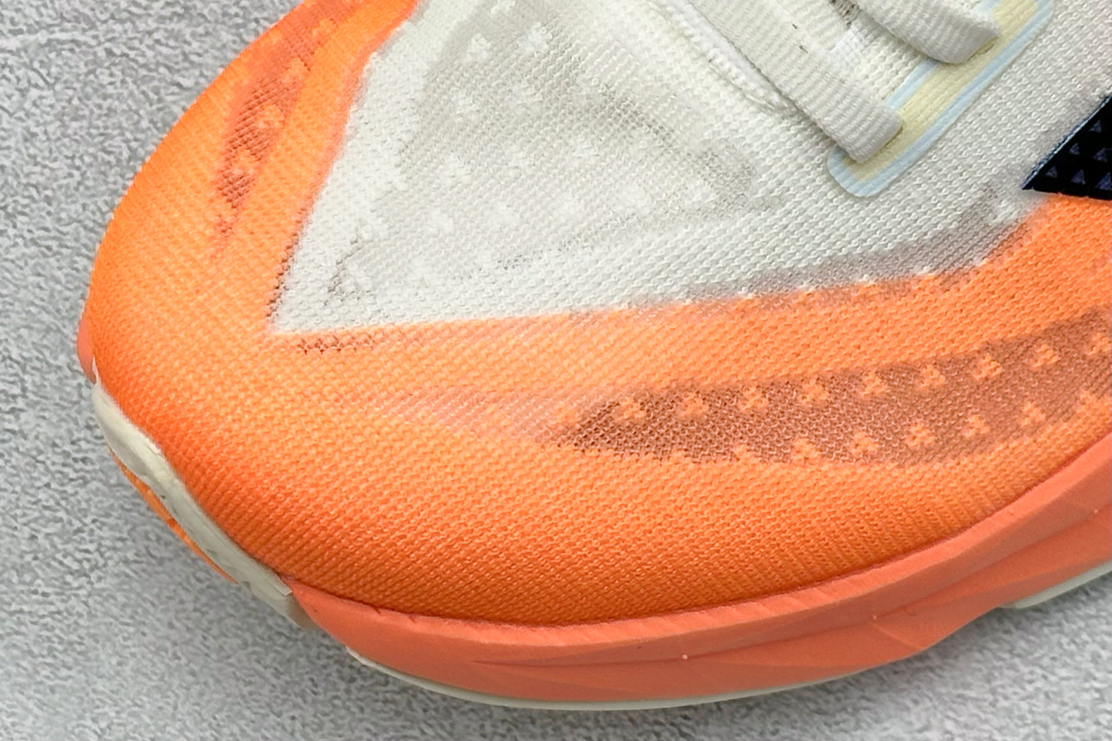 180 New Balance FuelCell SuperComp Trainer V4 新百伦NB系列超轻量化低帮休闲运动慢跑鞋 MFCXCO4