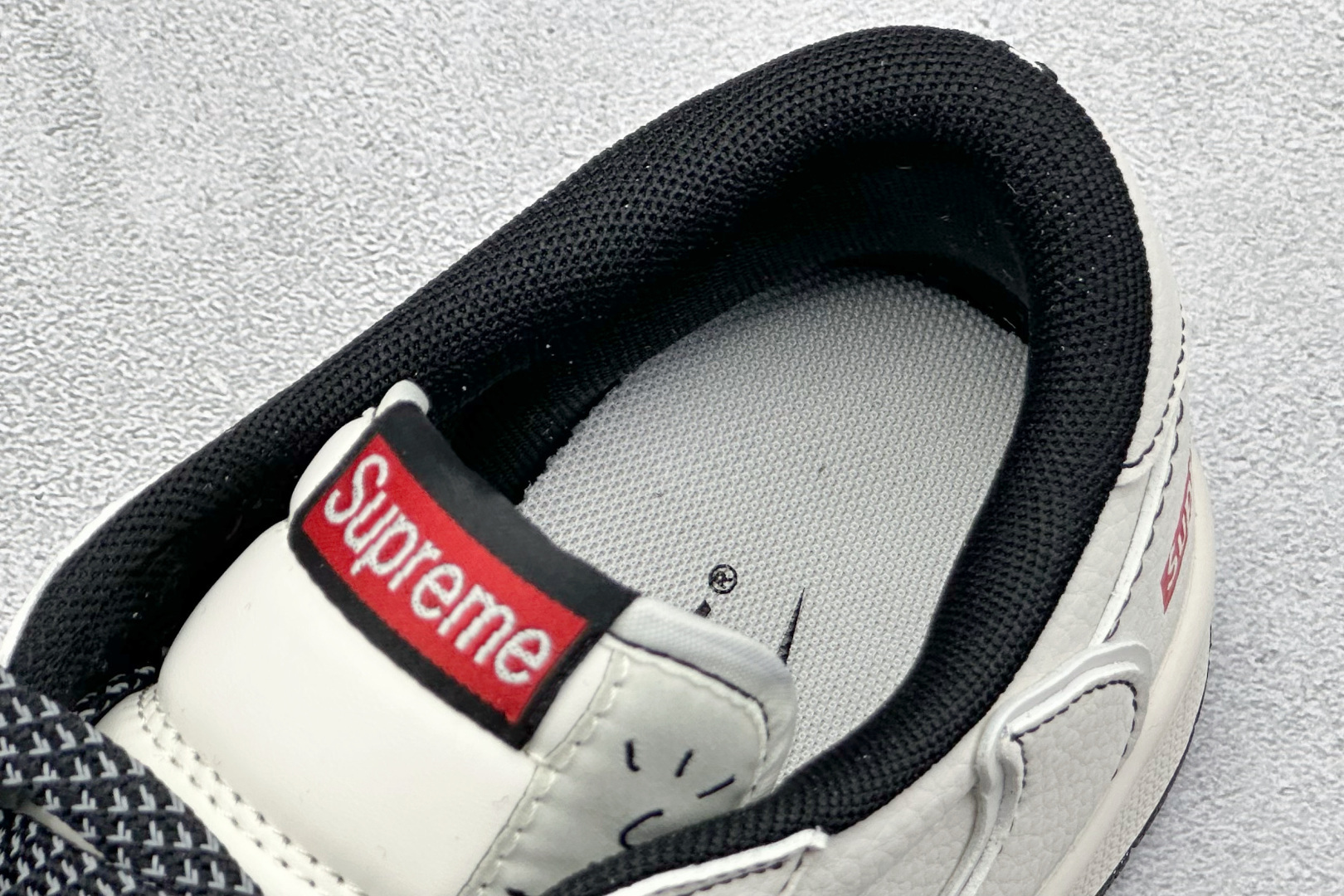 280 Travis Scott x Fragment Design x Air Jordan 1 Low SP AJ1 乔1联名 米黑线小红勾 低帮文化休闲板鞋 HH7518-089