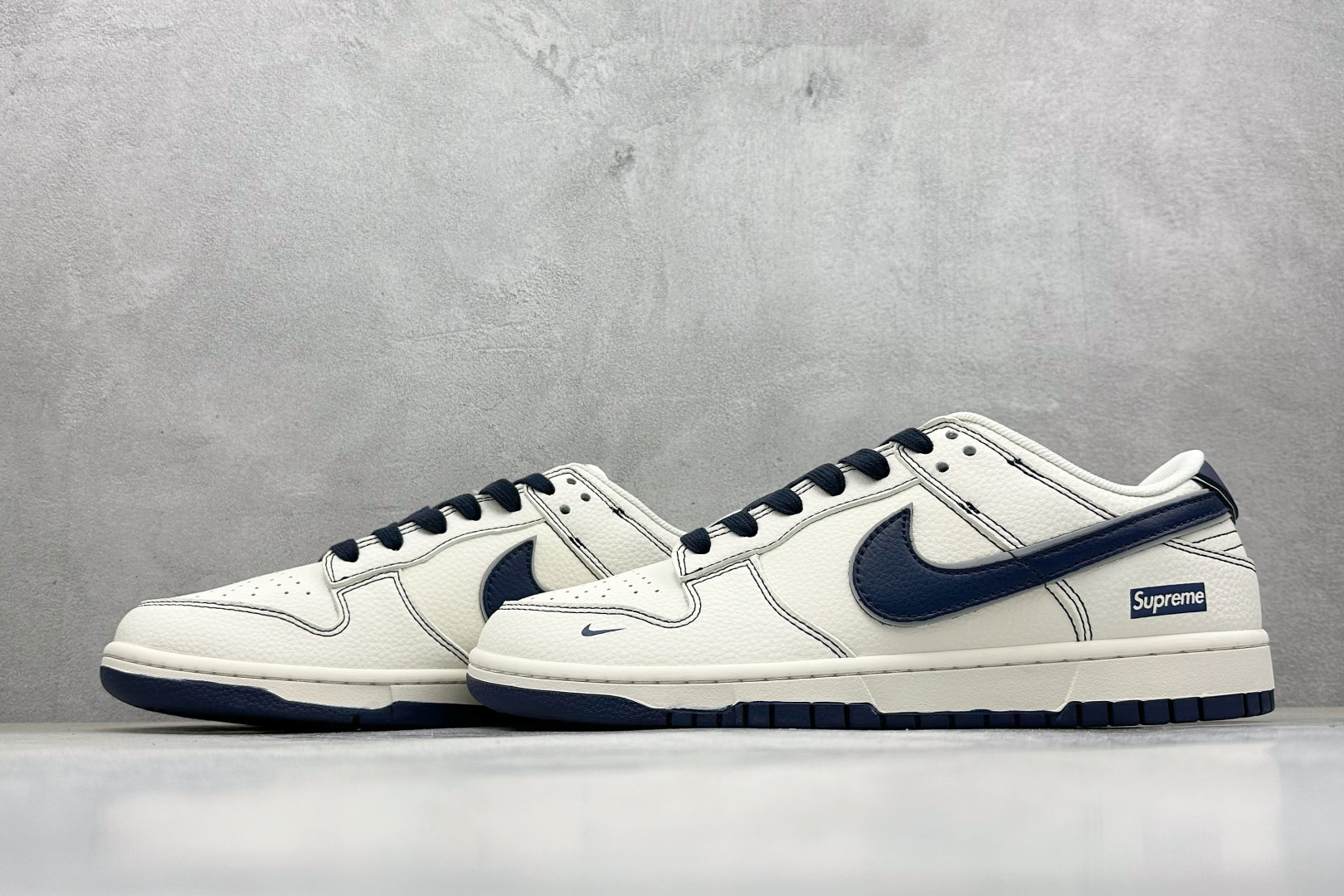 280 Nike SB Dunk Low“ Supreme联名——午夜蓝” 周年高端定制 低帮休闲板鞋 SM6668-116