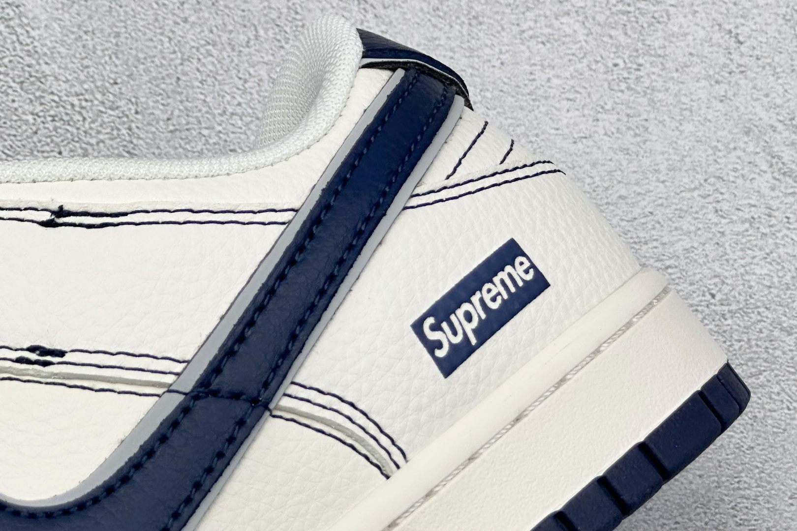 280 Nike SB Dunk Low“ Supreme联名——午夜蓝” 周年高端定制 低帮休闲板鞋 SM6668-116