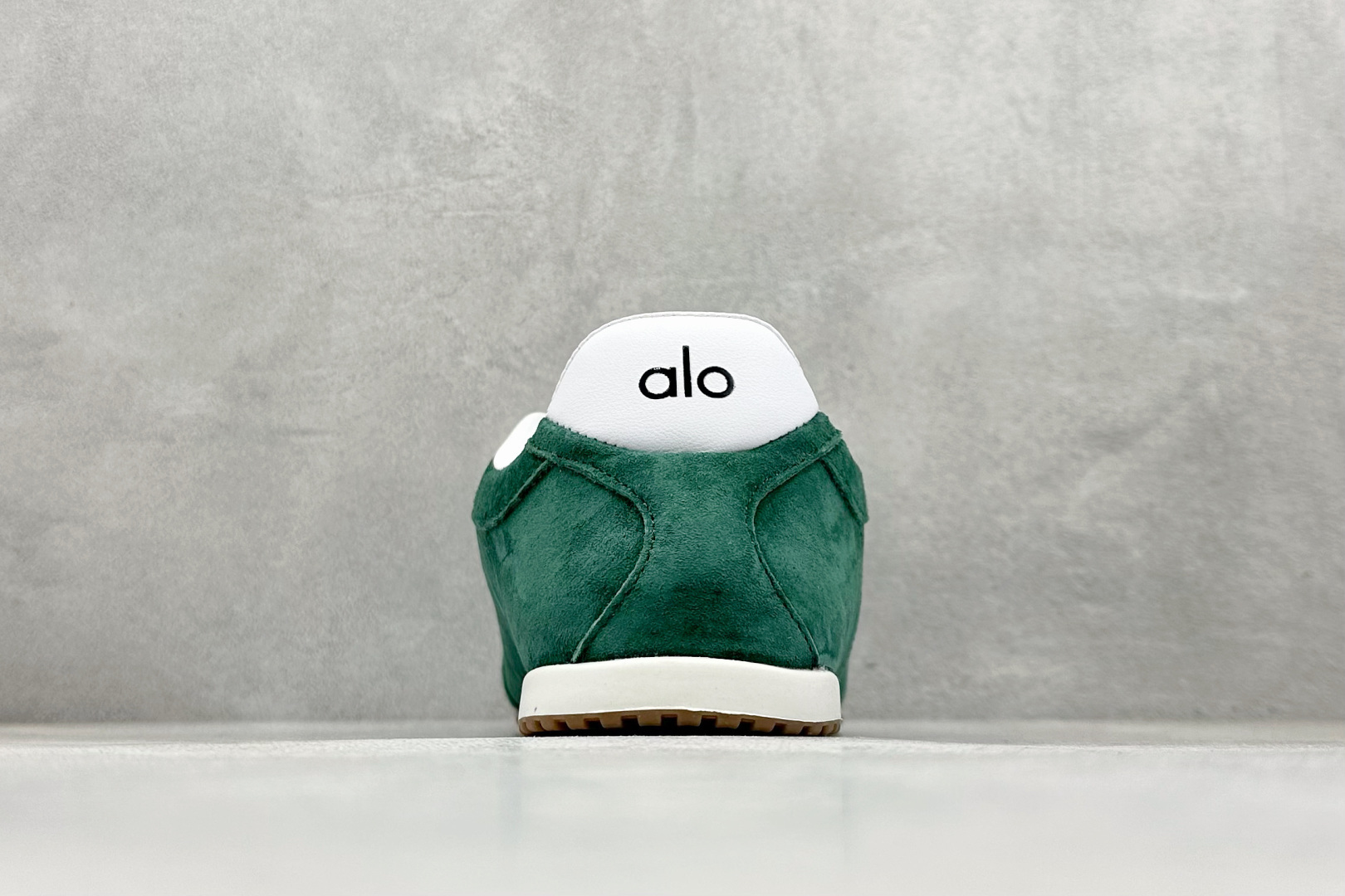 K版Alo Yoga Sunset Sneaker 徳训生活休闲鞋 A0891U-GREEN