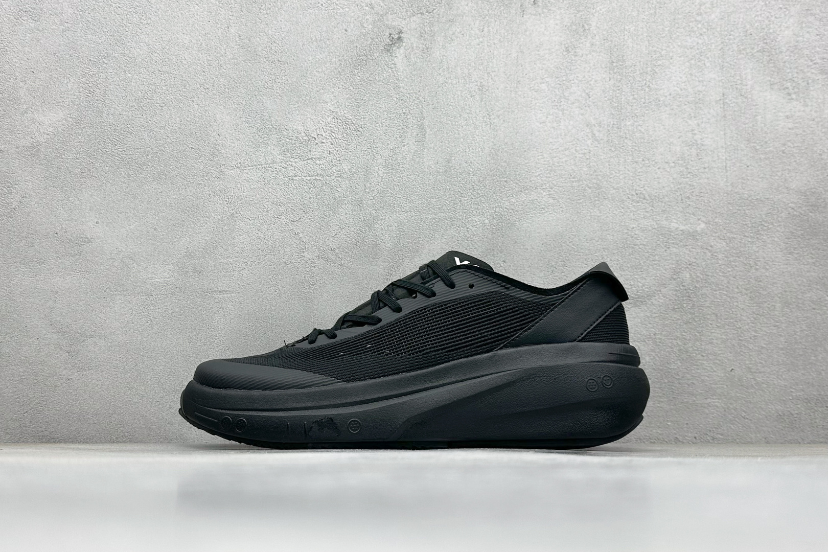 200 Y-3 Subaya系列 舒适百搭 防滑低帮生活休闲鞋 JQ0584