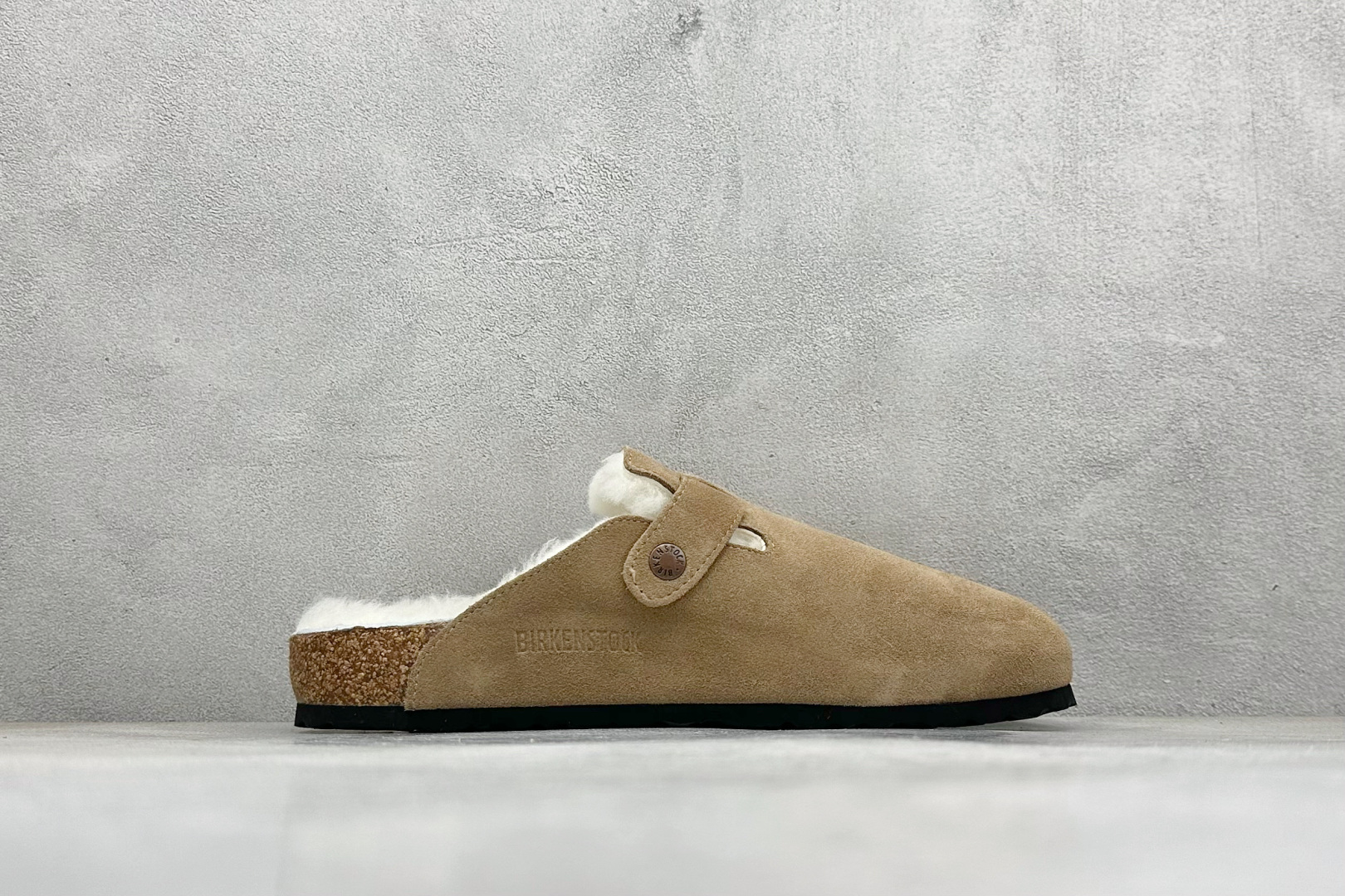 220 BK版Birkenstock 博肯包头半拖毛绒系列 棕色毛里 0129423