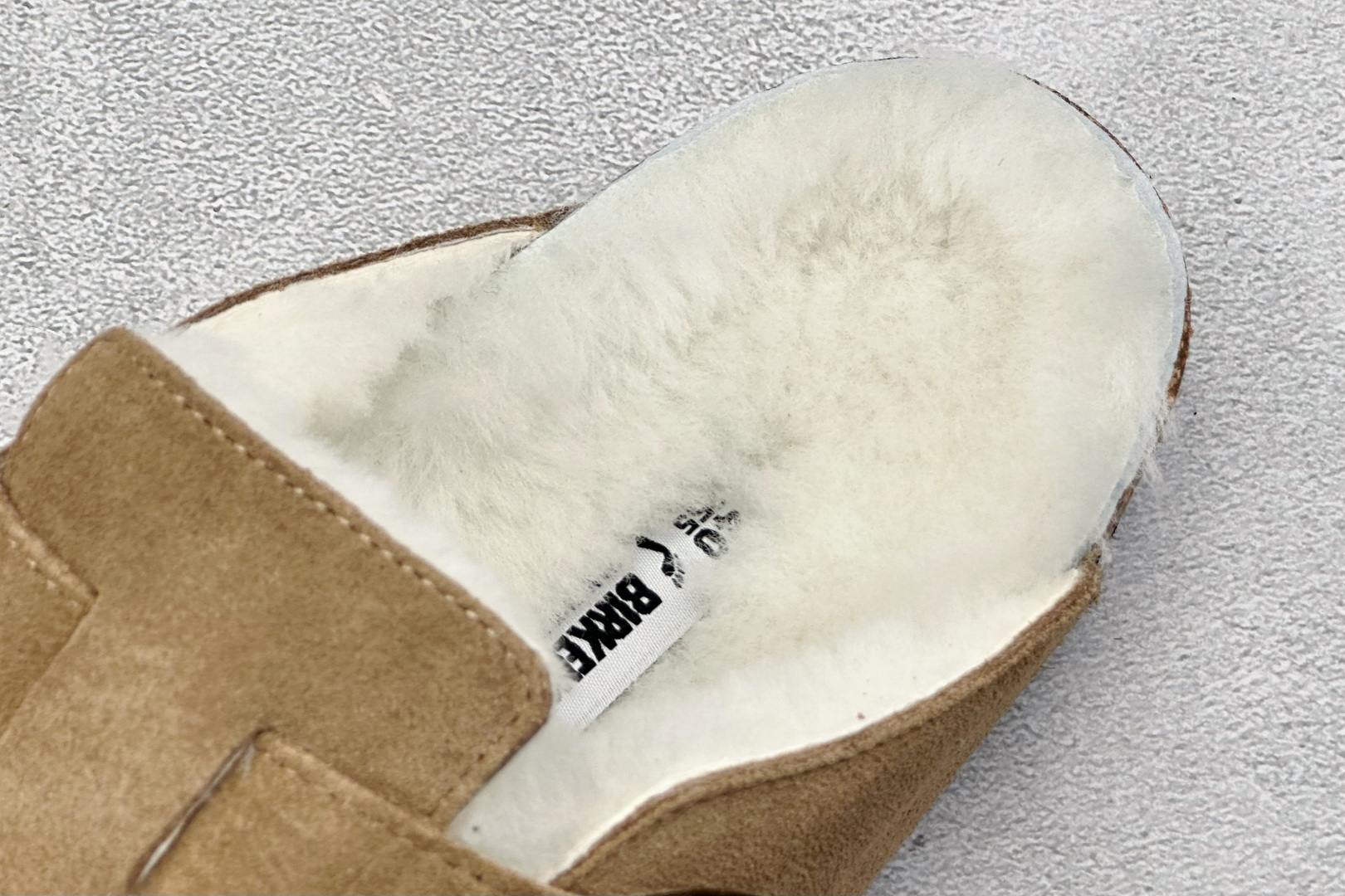 220 BK版Birkenstock 博肯包头半拖毛绒系列 棕色毛里 0129423