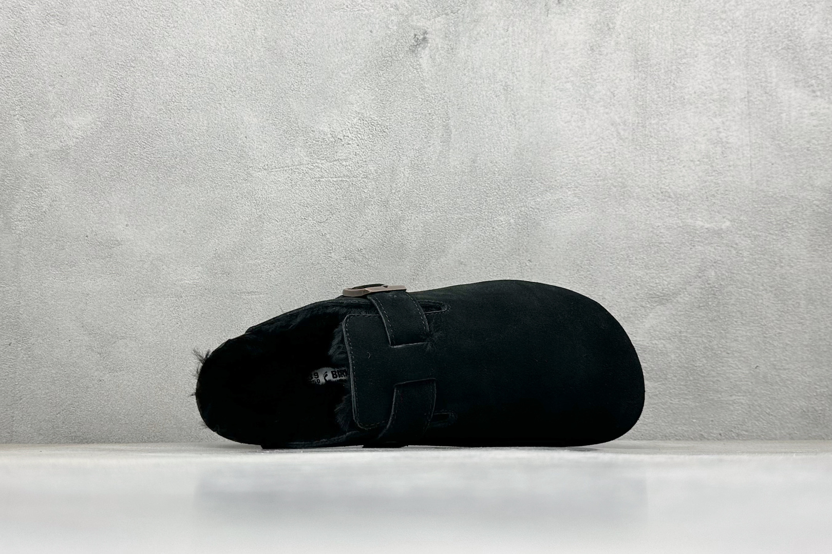 220 BK版Birkenstock 博肯包头半拖毛绒系列 黑色反绒毛里 0129423