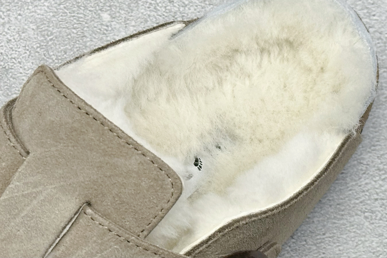 220 BK版Birkenstock 博肯包头半拖毛绒系列 橄榄绿毛里 0129423