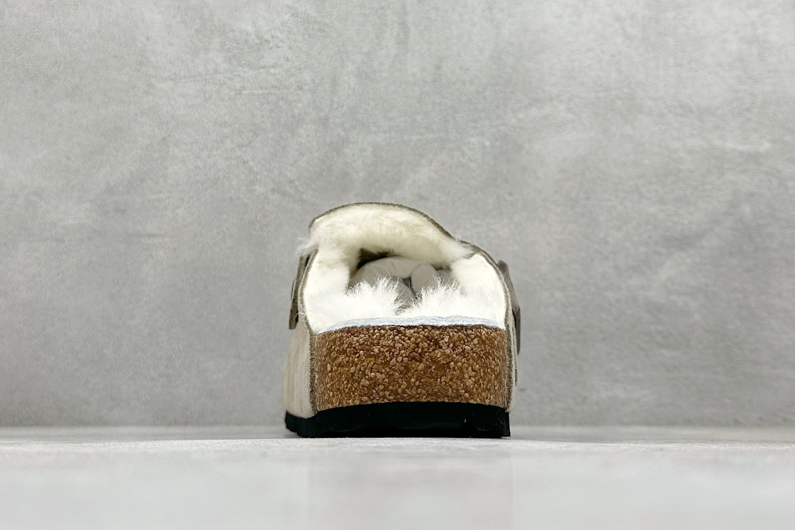 220 BK版Birkenstock 博肯包头半拖毛绒系列 橄榄绿毛里 0129423