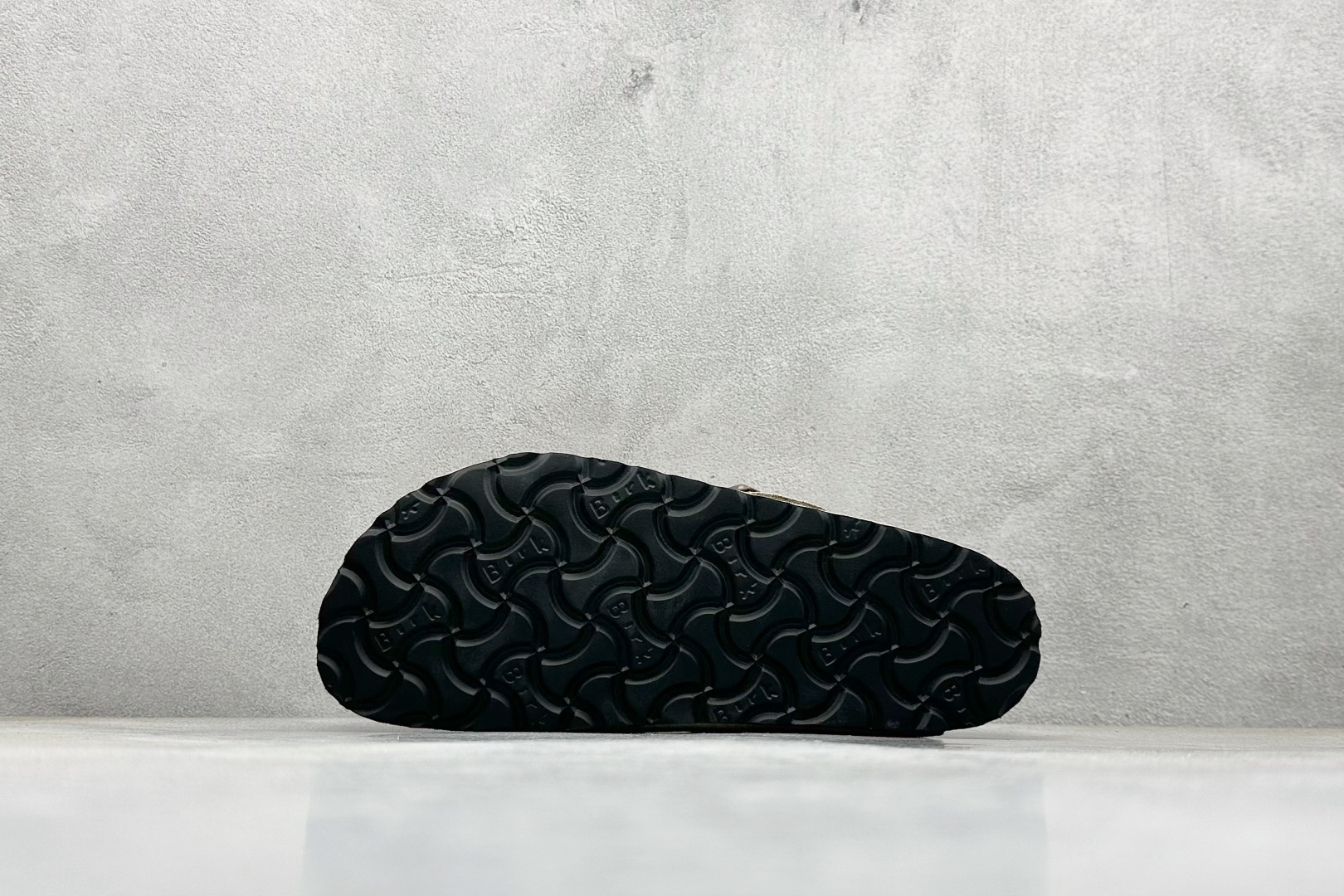 220 BK版Birkenstock 博肯包头半拖毛绒系列 橄榄绿毛里 0129423