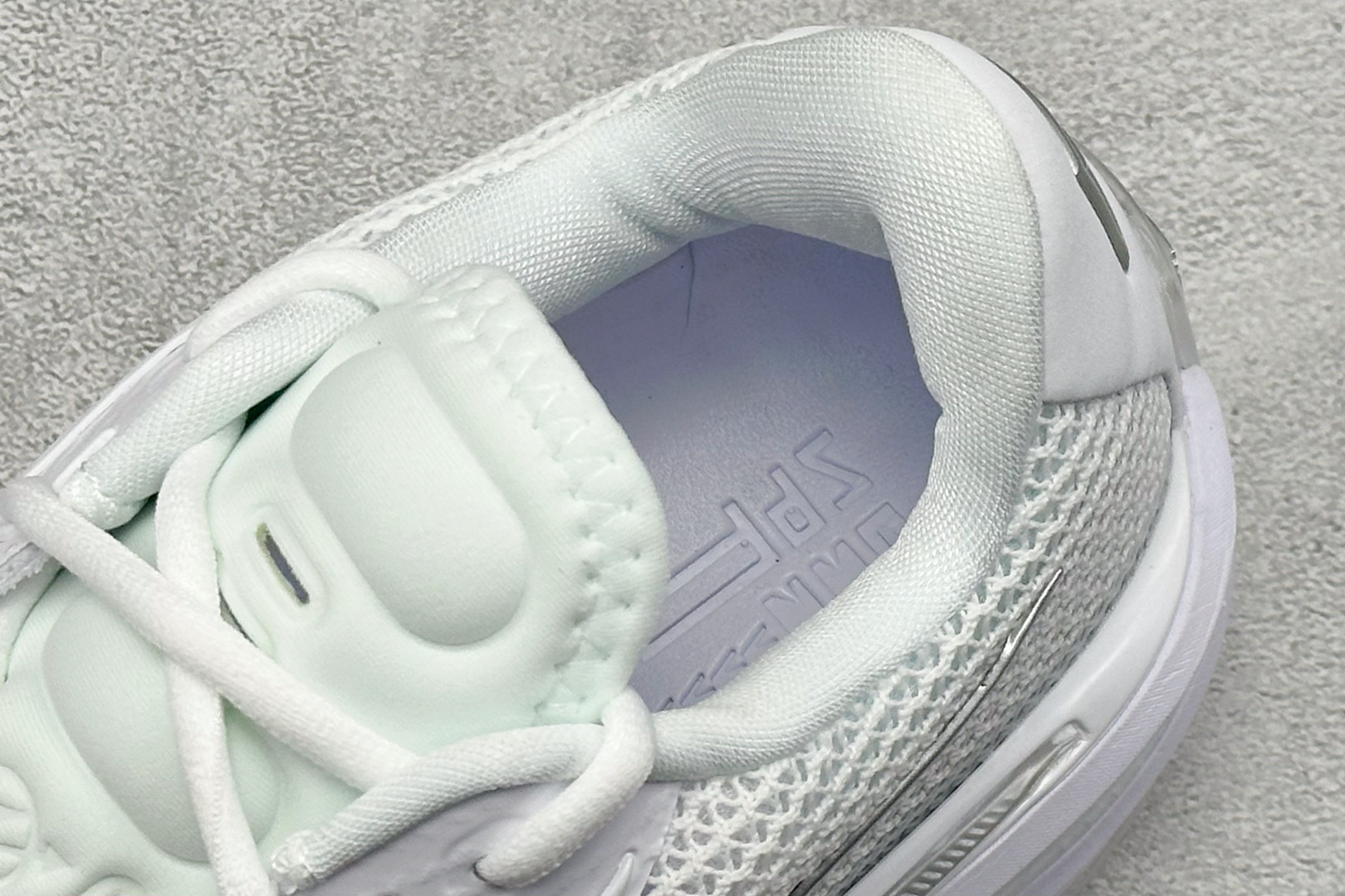 350 灭世Nike Air Zoom G.T.Cut EP 耐克GT2.0实战系列篮球鞋 CZ0176-102