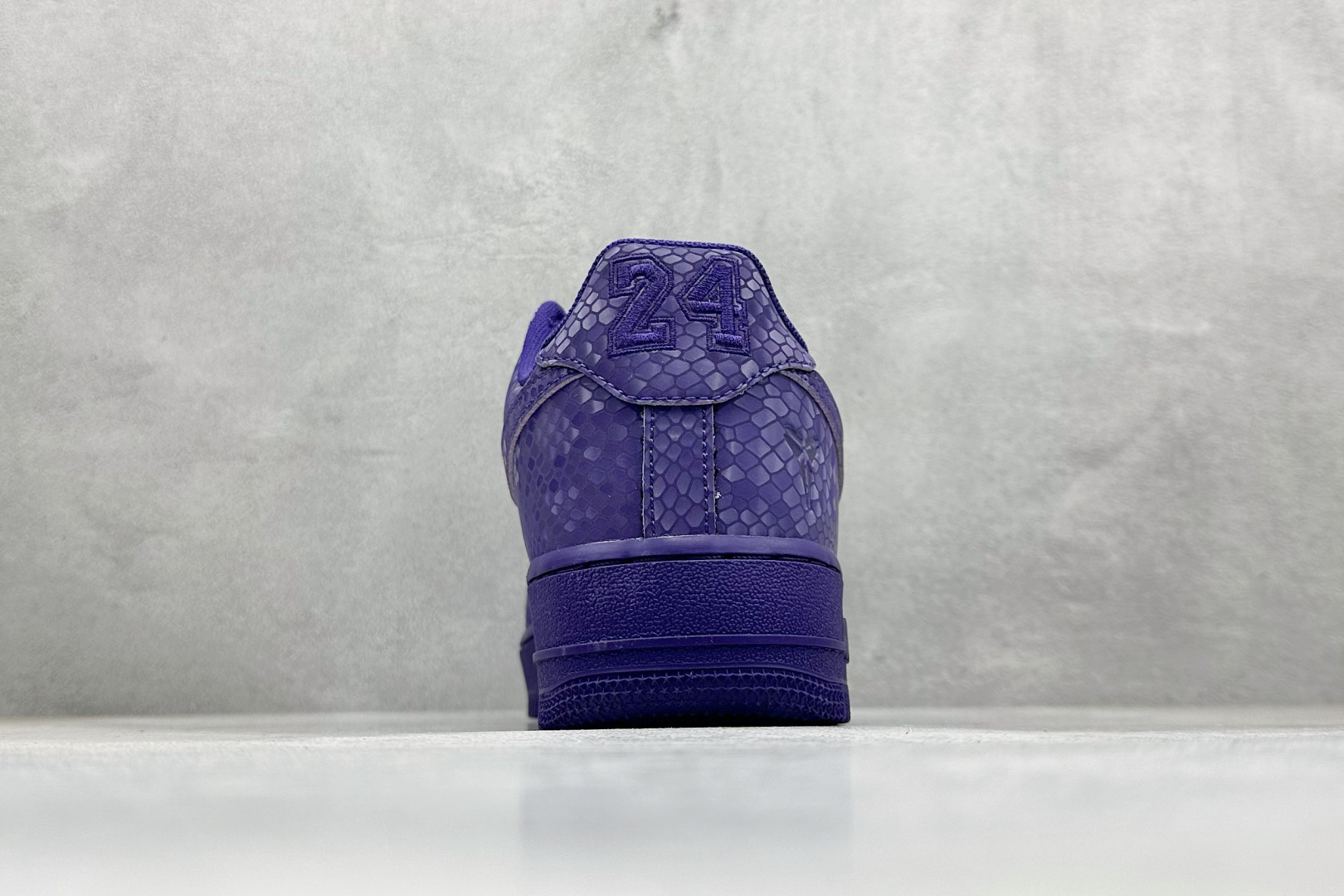 230 S2版Kobe x Air Force 1 Low 紫色 IB0018-500