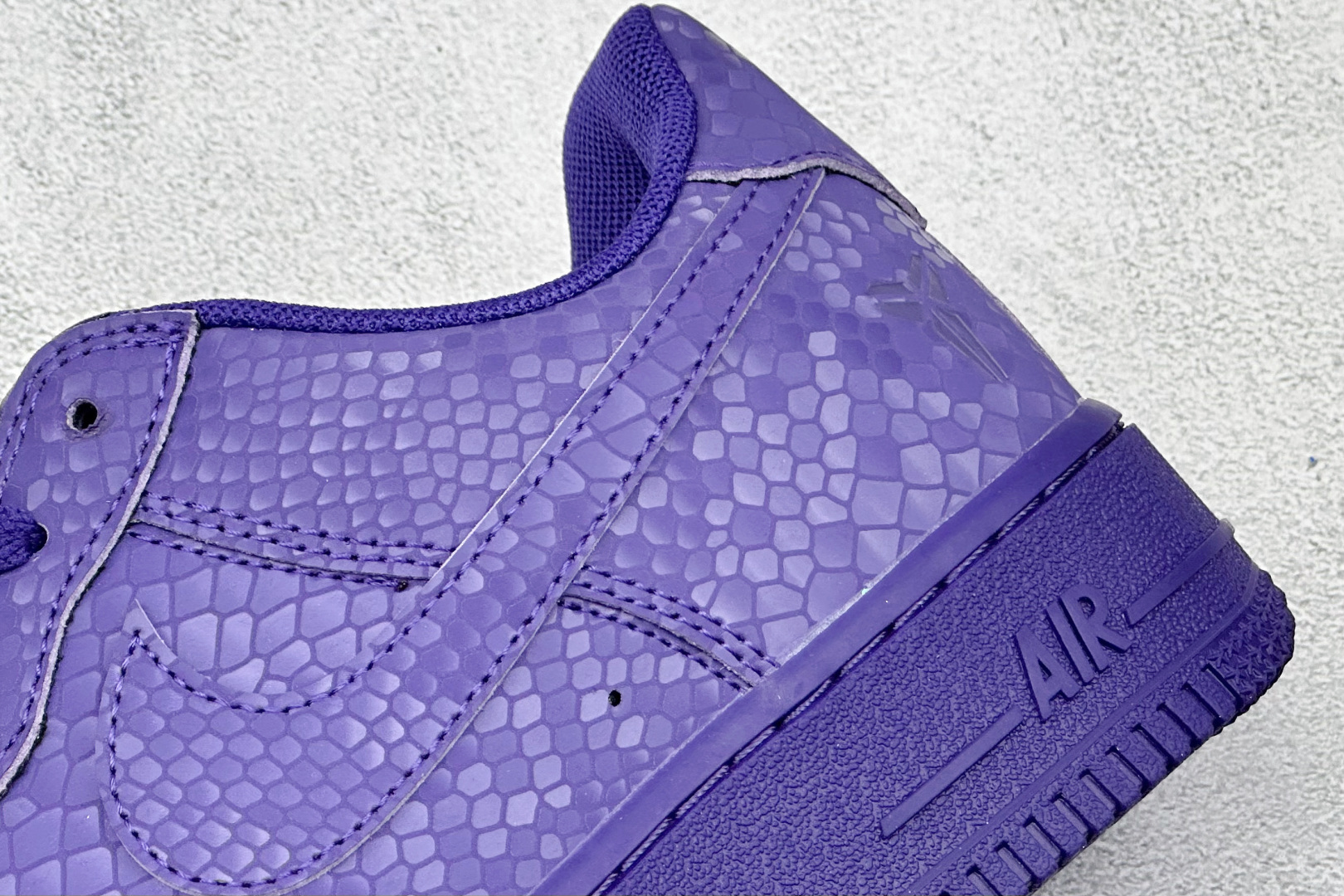 230 S2版Kobe x Air Force 1 Low 紫色 IB0018-500