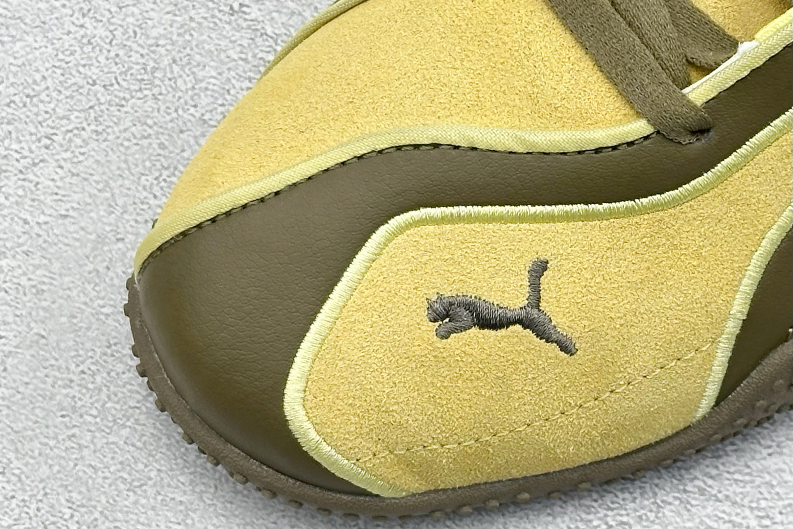 TG版PUMA Bella V2 Leather彪马 舒适 低帮生活休闲德训薄底鞋 404709-04