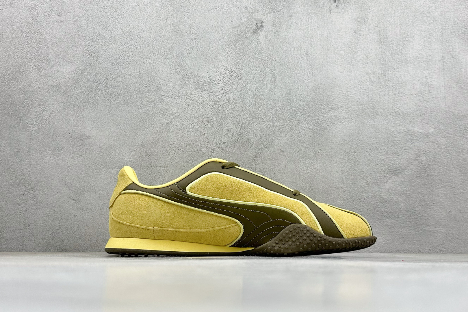 TG版PUMA Bella V2 Leather彪马 舒适 低帮生活休闲德训薄底鞋 404709-04