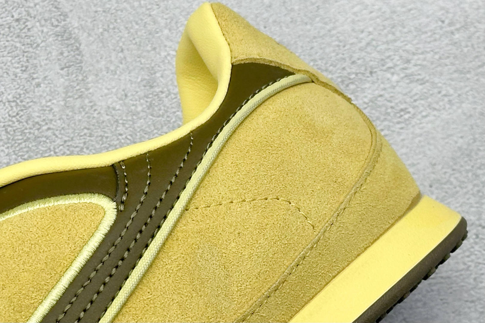 TG版PUMA Bella V2 Leather彪马 舒适 低帮生活休闲德训薄底鞋 404709-04