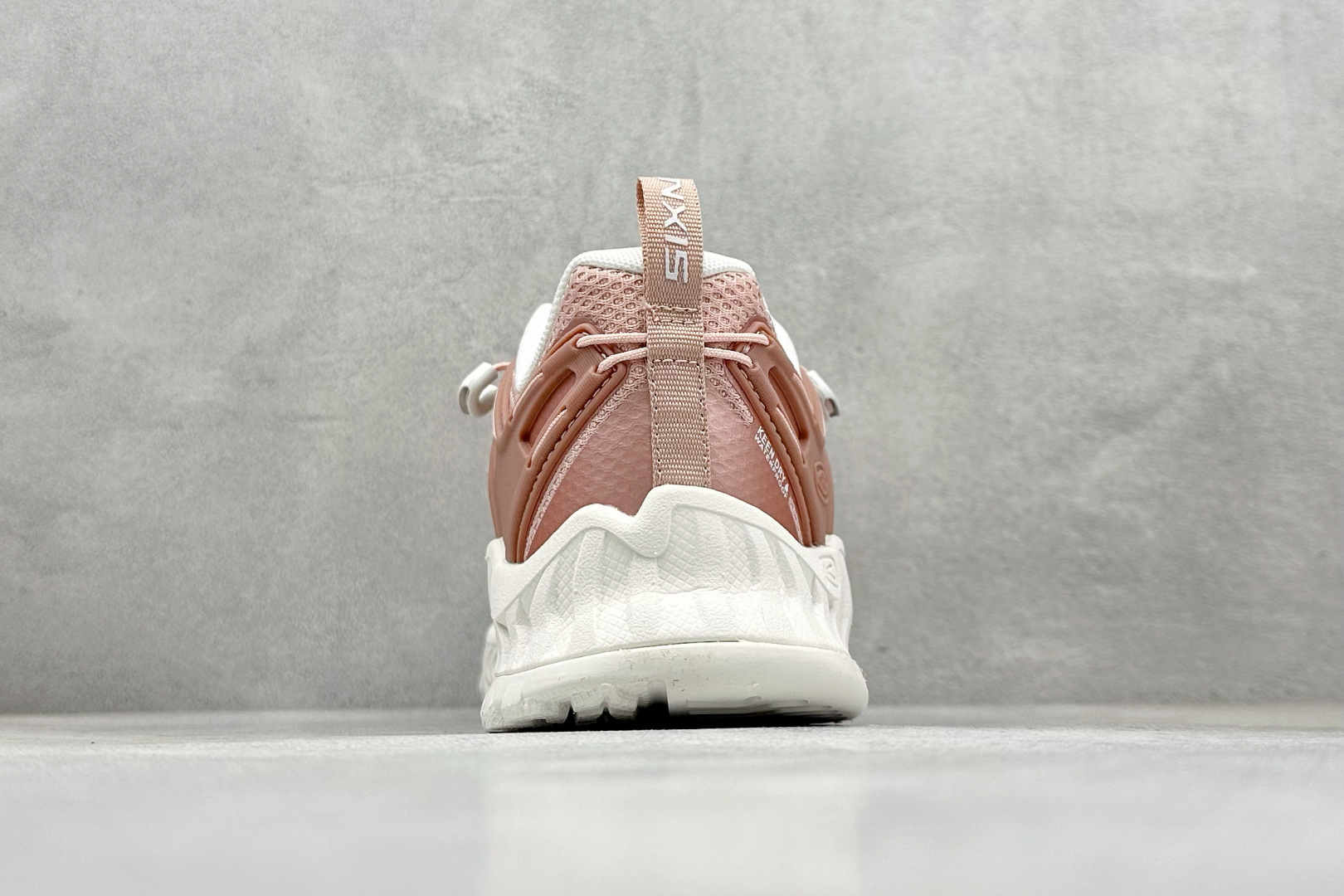 200 GX版KEEN科恩 NXIS EVO WP 户外运动低帮防水透气徒步鞋 粉色 1029786