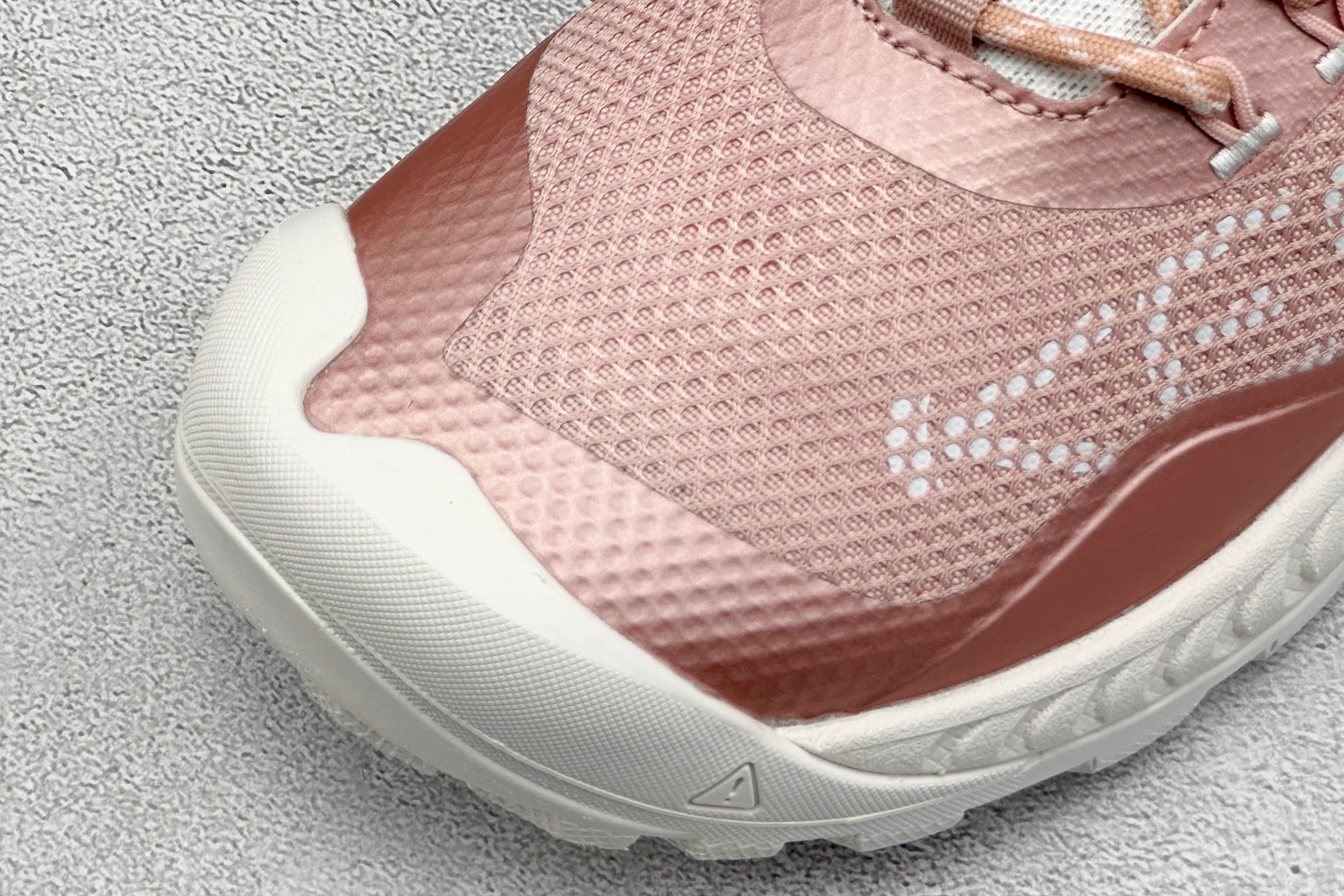 200 GX版KEEN科恩 NXIS EVO WP 户外运动低帮防水透气徒步鞋 粉色 1029786