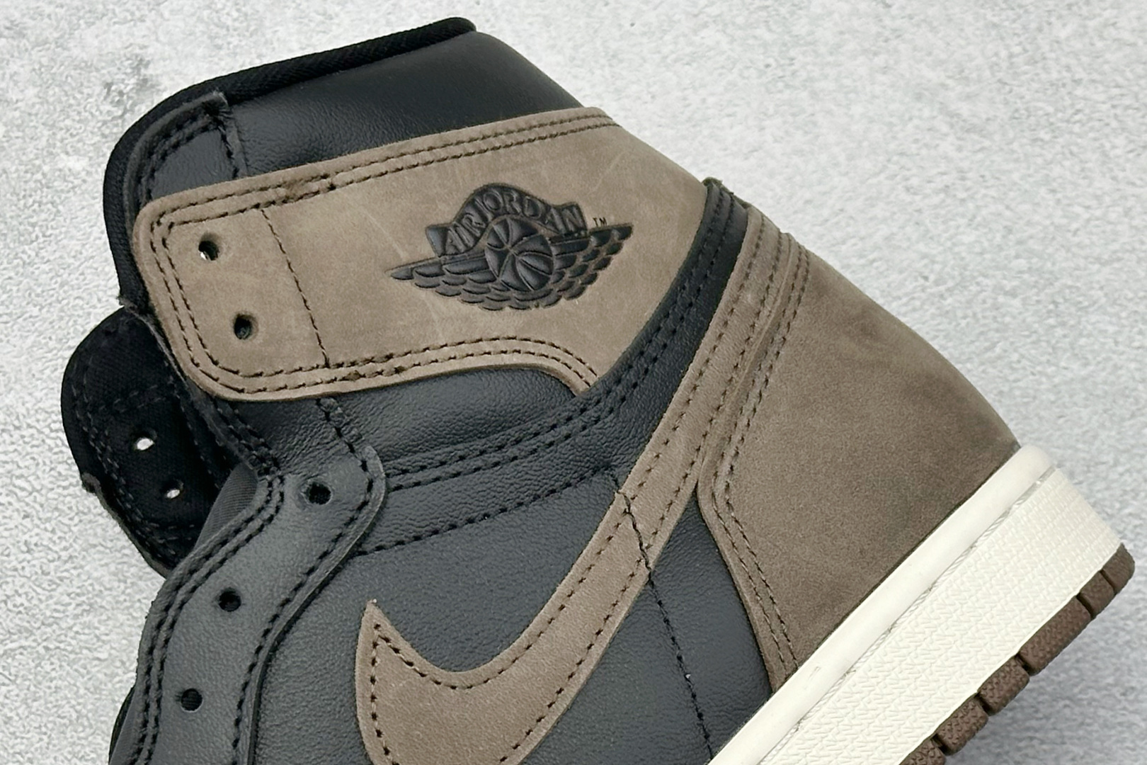 🌹 终端放店新F版AIR Jordan 1 RETRO HIGH OG 高帮 摩卡原装纸板原楦开发 极致