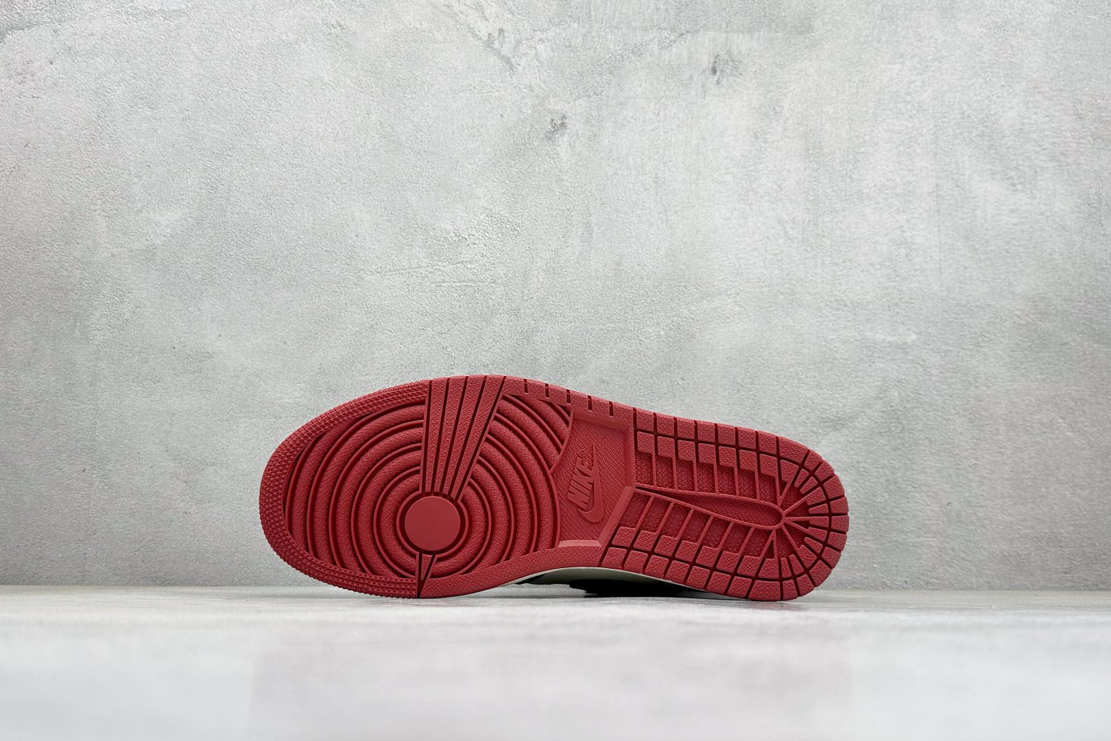 🌹 终端放店新F版AIR Jordan 1 RETRO HIGH OG 高帮 禁止🚫转卖原装纸板原楦开发