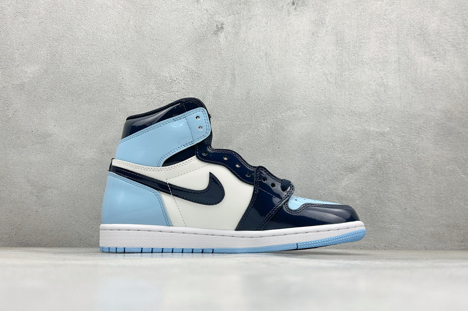 🌹 终端放店新F版AIR Jordan 1 RETRO HIGH OG 高帮 漆皮北卡蓝原装纸板原楦开发