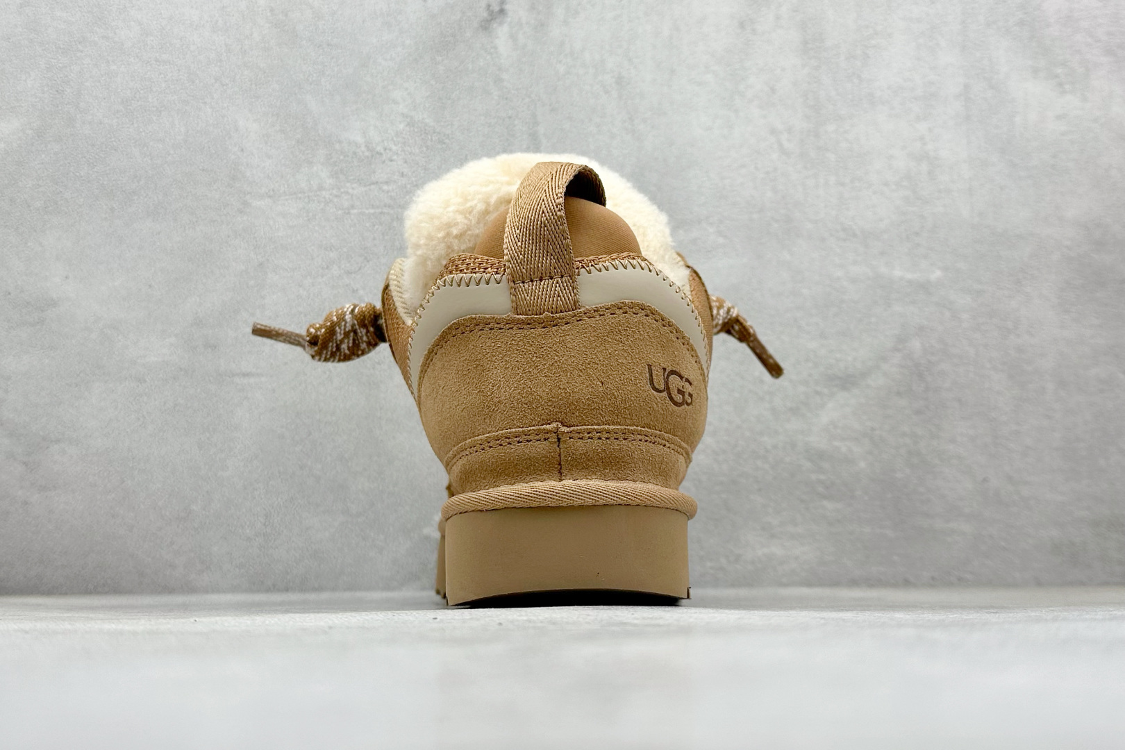 280 UGG 梅尔款 鞋面设计再生弹道帆布网纱采用优质翻毛皮鞋面双色扁平鞋带 1144032