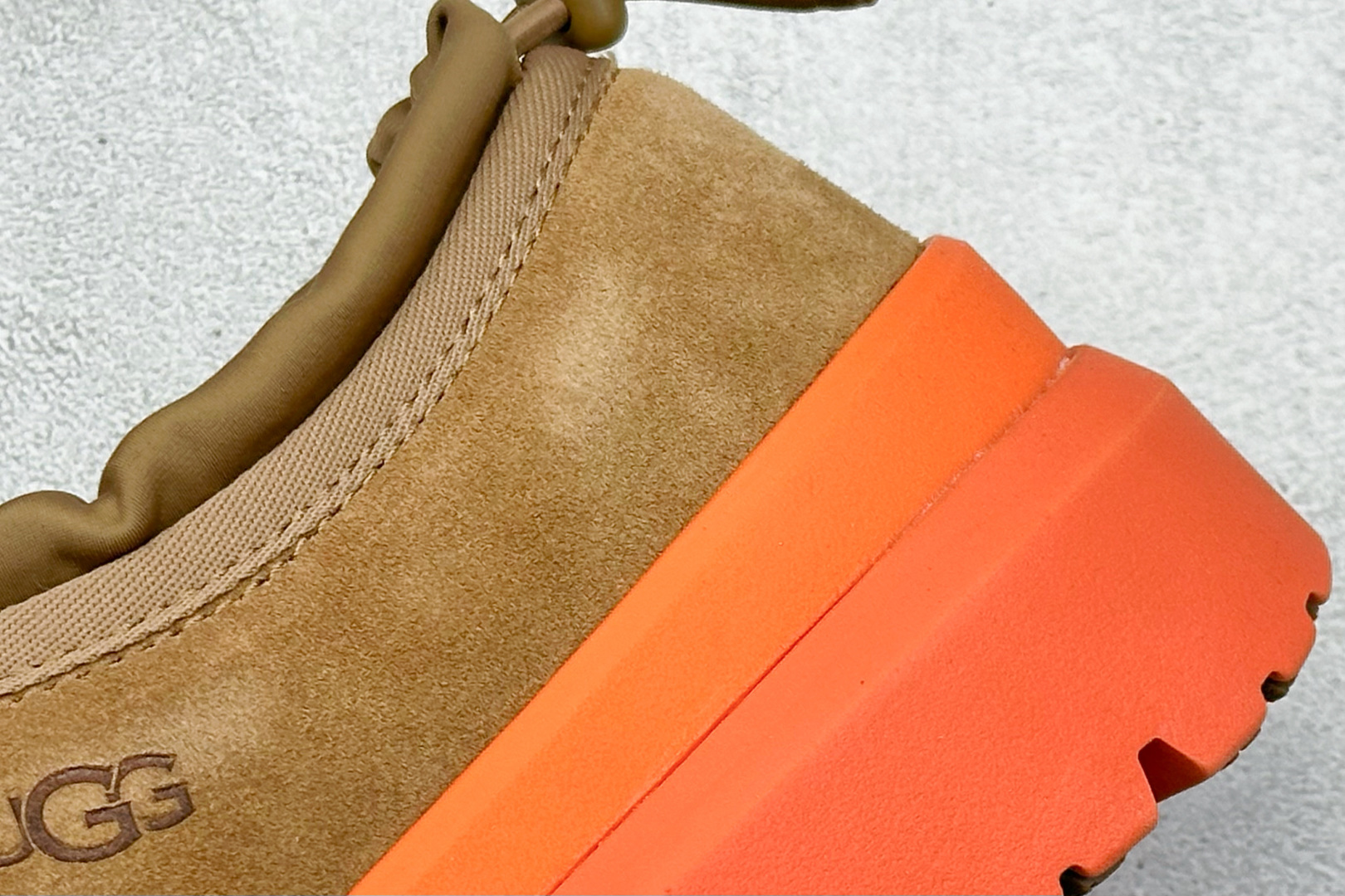 280 UGG “塔斯曼低筒” 王一博同款 4cm厚底 低筒 1144096