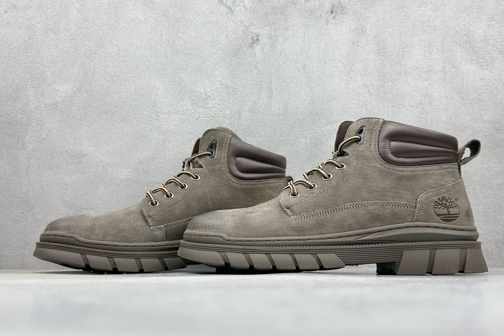 280 Timberland添柏岚/天伯伦户外中帮休闲大黄靴 TB10077